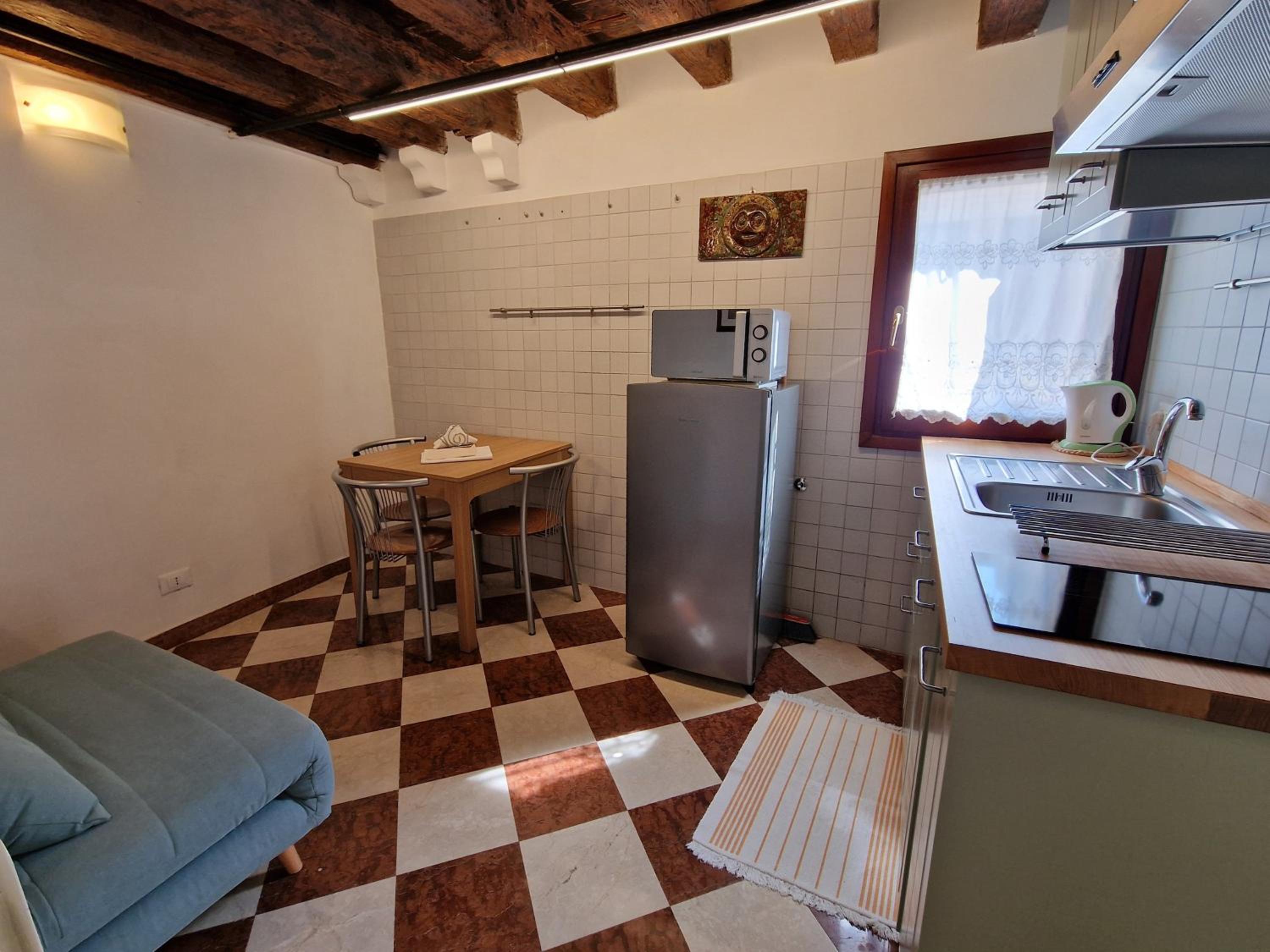 Veneziacentopercento Apartments & Rooms