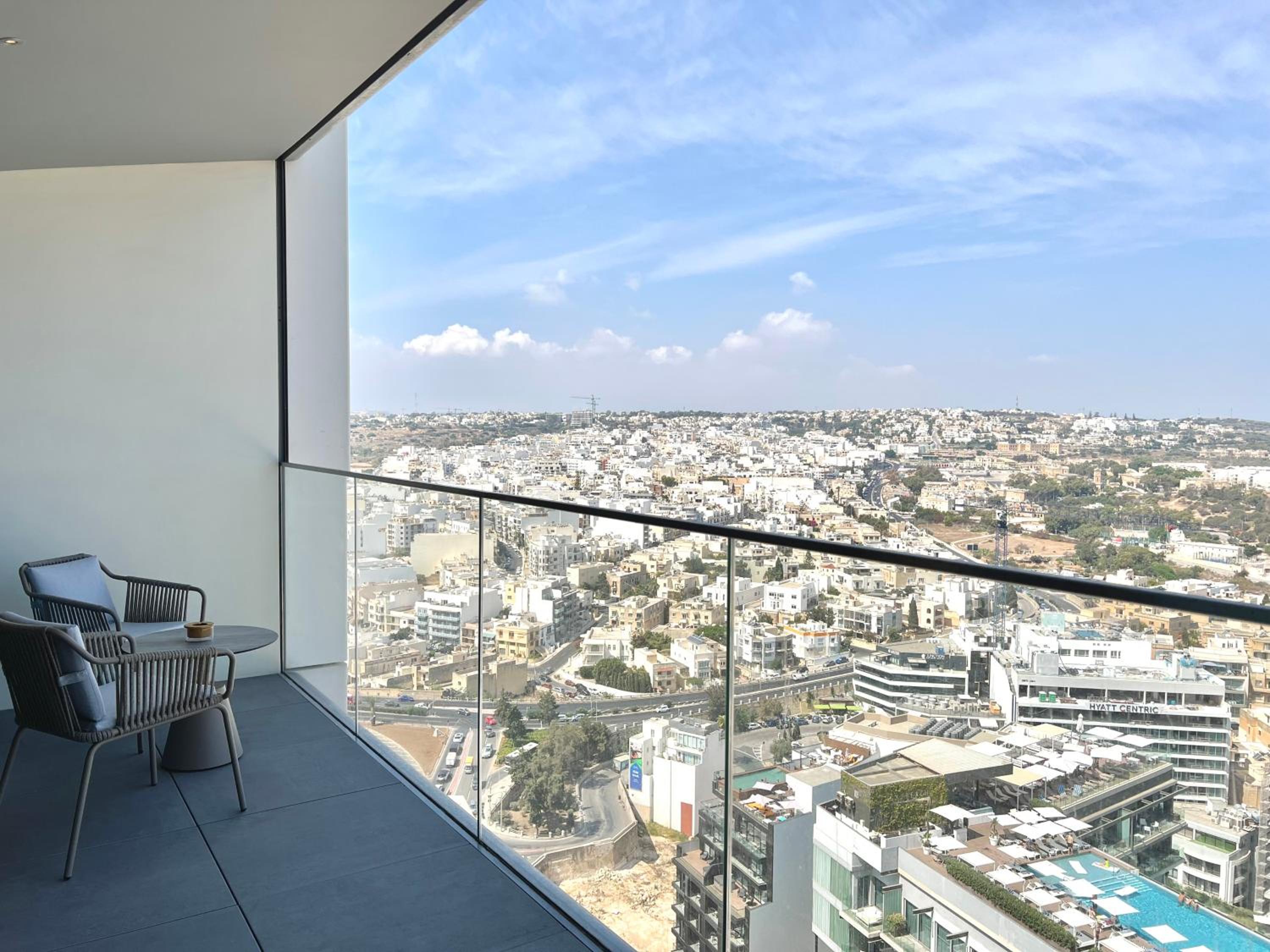 Breathtaking Suite Mercury Tower by ArcoBnb view 4
