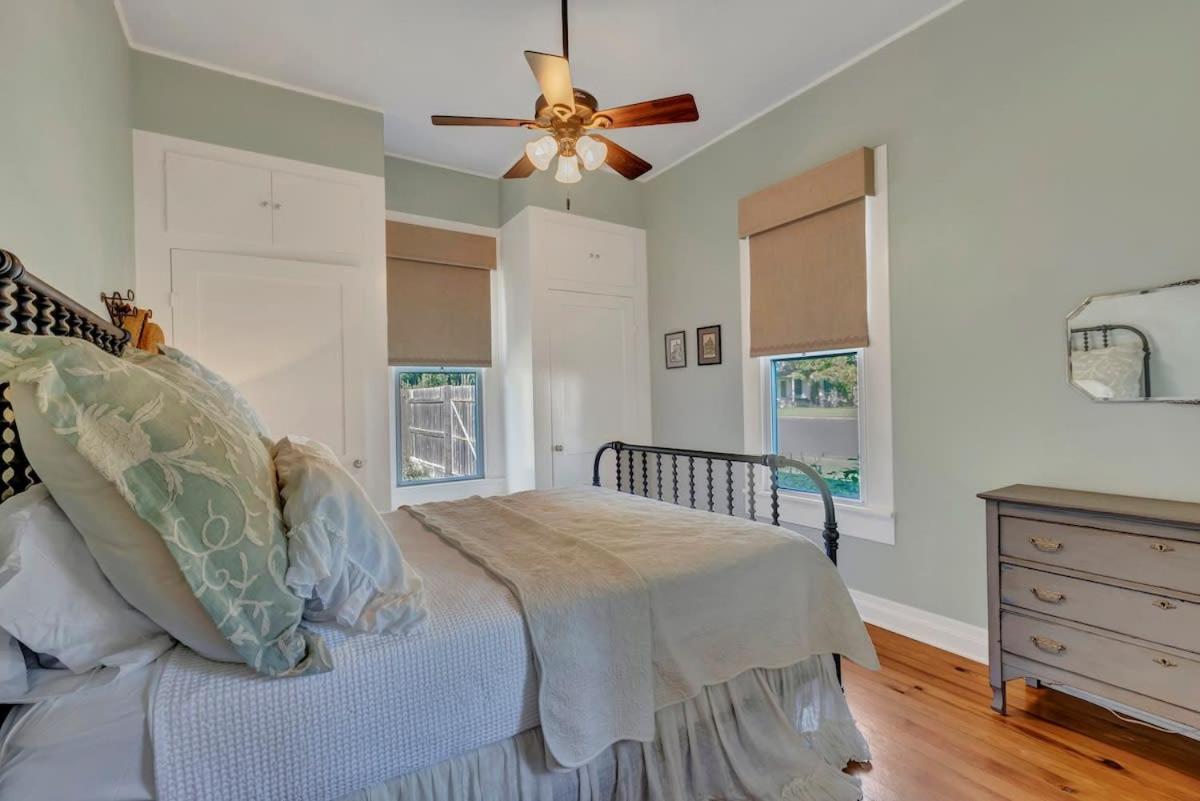 Henrys Haus close to Main St and Pet Friendly