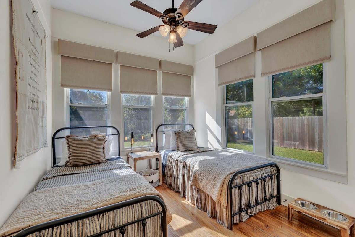 Henrys Haus close to Main St and Pet Friendly