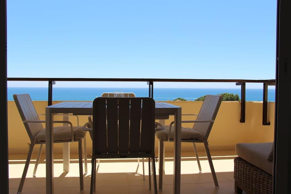 Apartamento en Elviria con vistas al mar