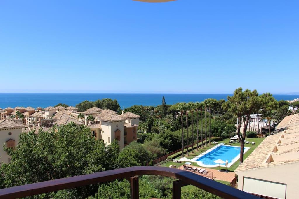 Apartamento en Elviria con vistas al mar