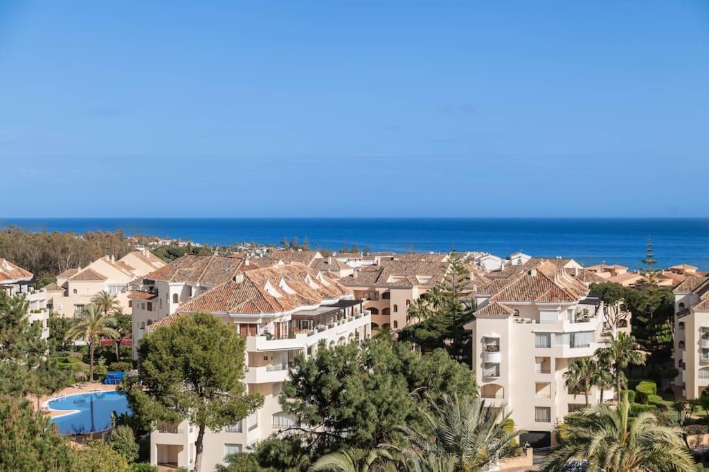 Apartamento en Elviria con vistas al mar