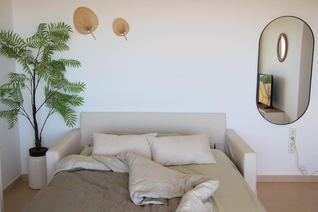 Apartamento en Elviria con vistas al mar