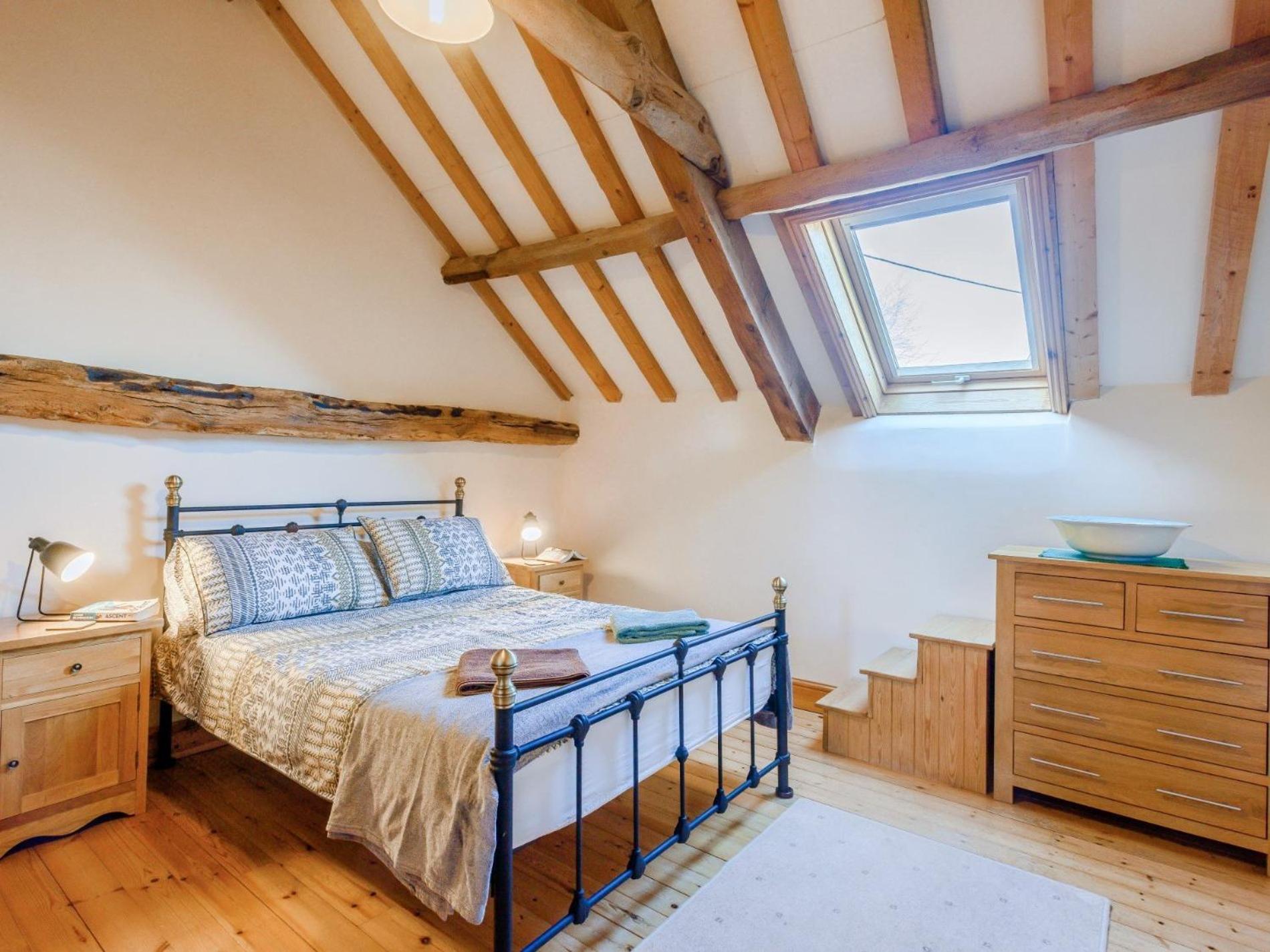 3 Bed in Norwich oc-owln8 view 4