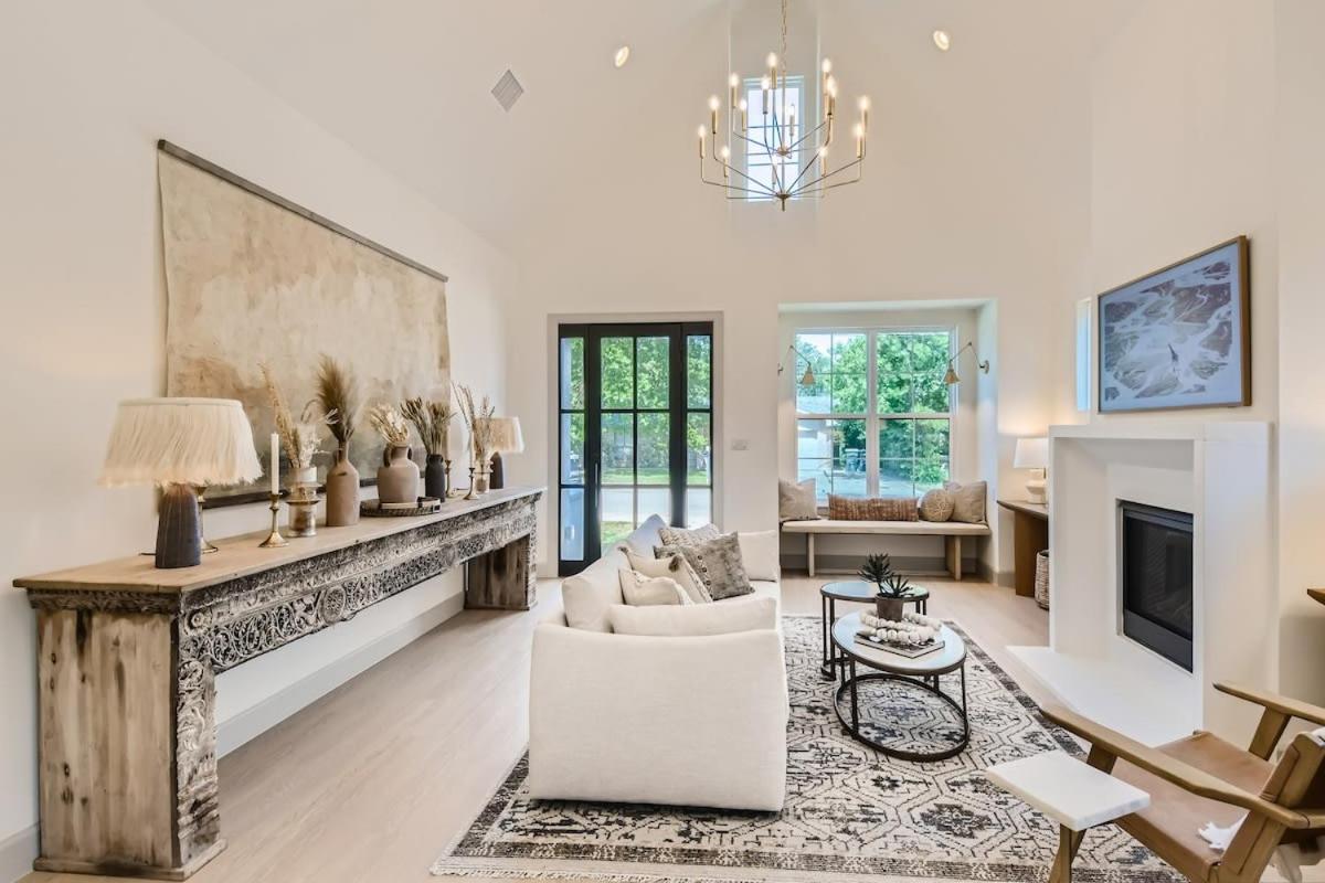 NEW The Georgetown Gem view 3