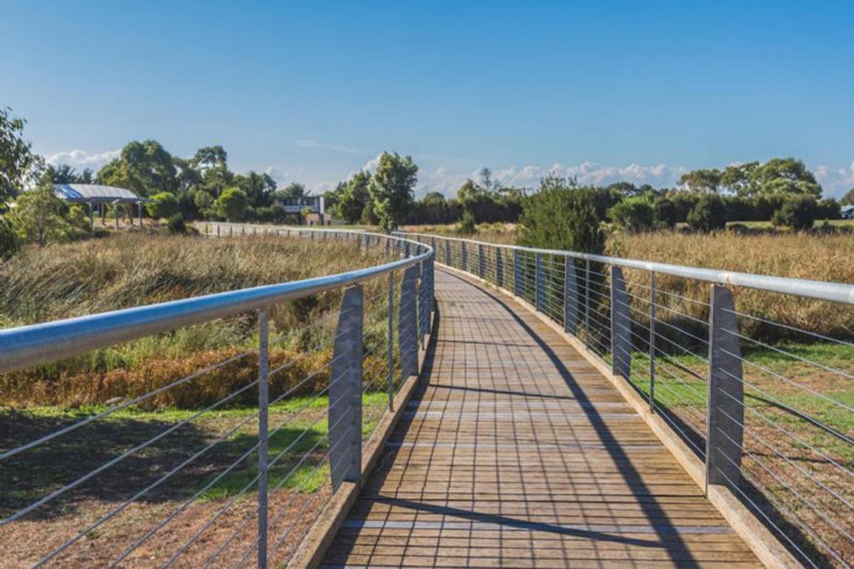 Currawong Close -Pool, Pool Table and Alfresco