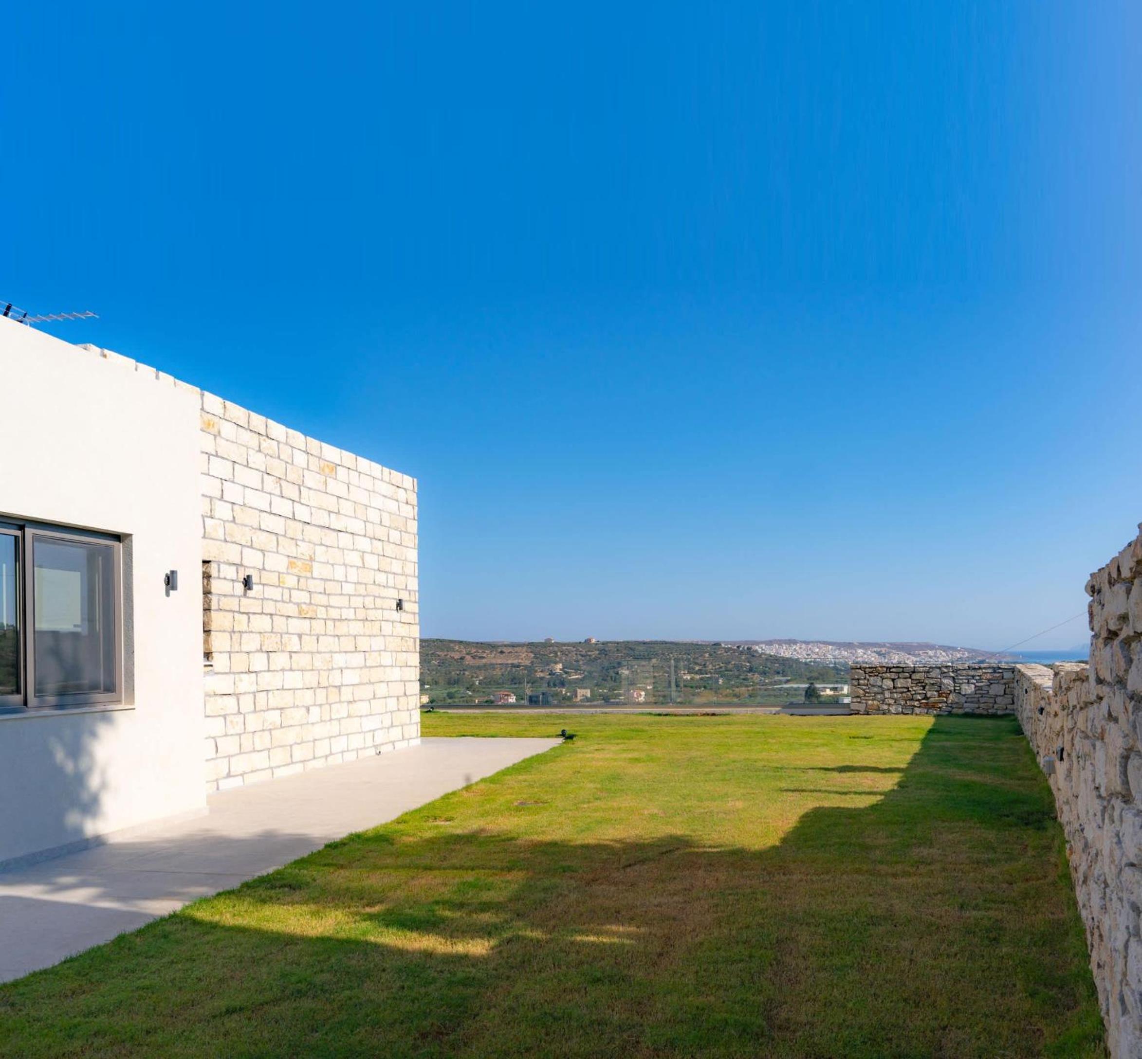 New Aggel's Infinity View Villa - private pool view 2