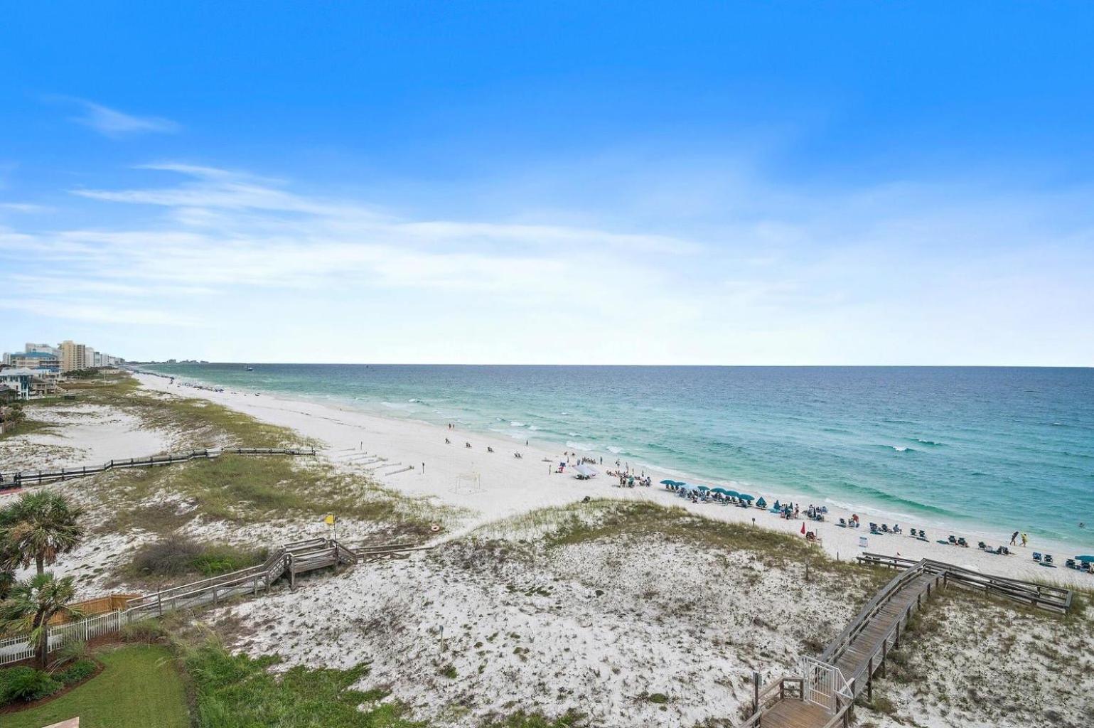 Destin on the Gulf 707 is a 2 bed 2 bath beachfront condo view 5