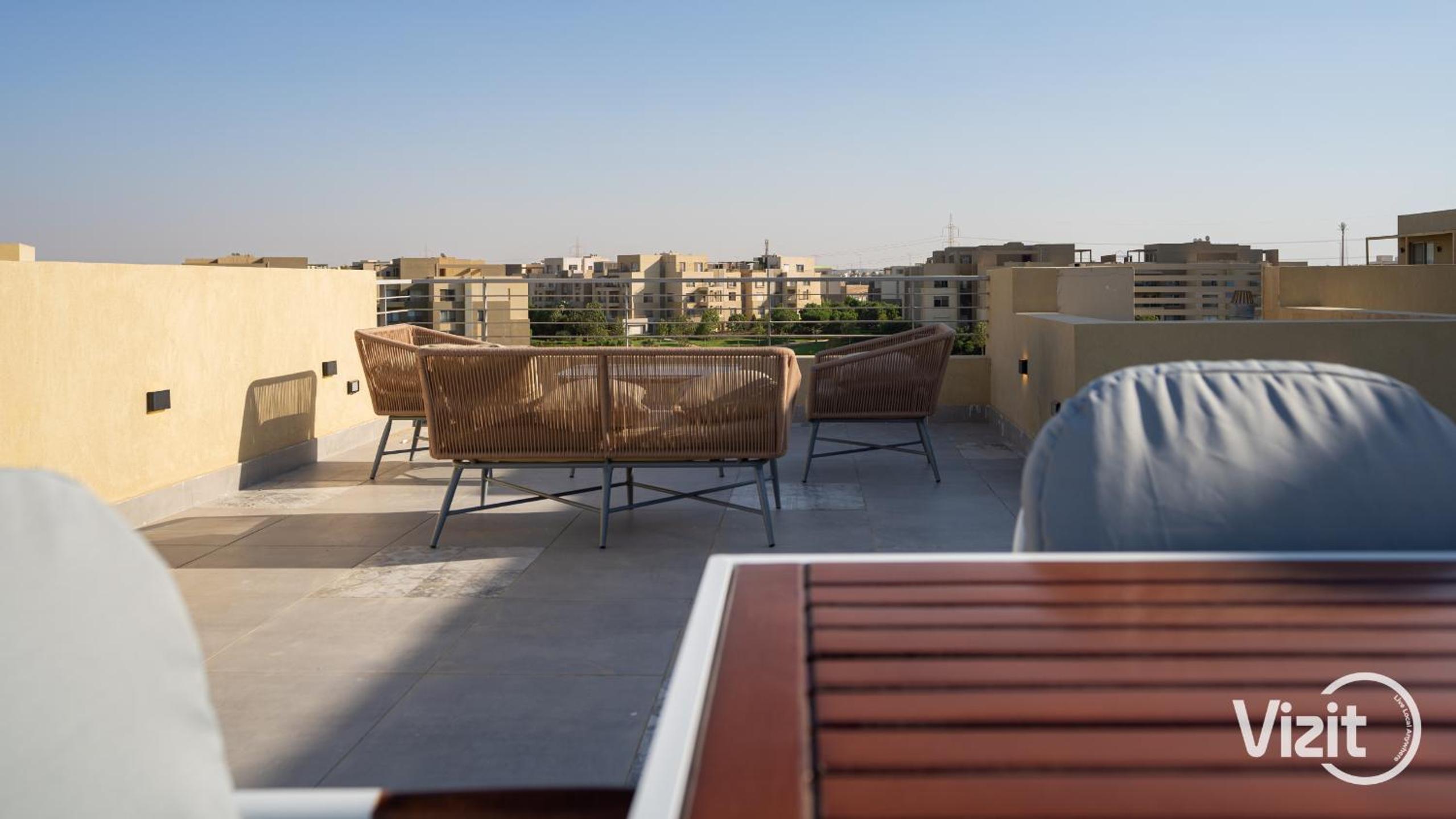 VIZIT Studio Near Arkan Plaza