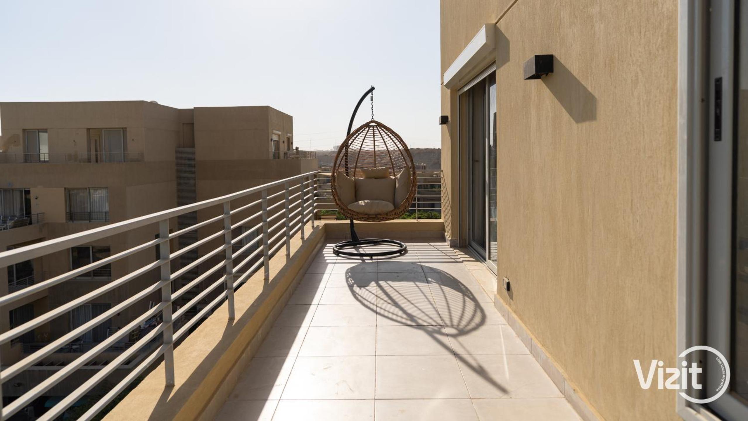 VIZIT Studio Near Arkan Plaza