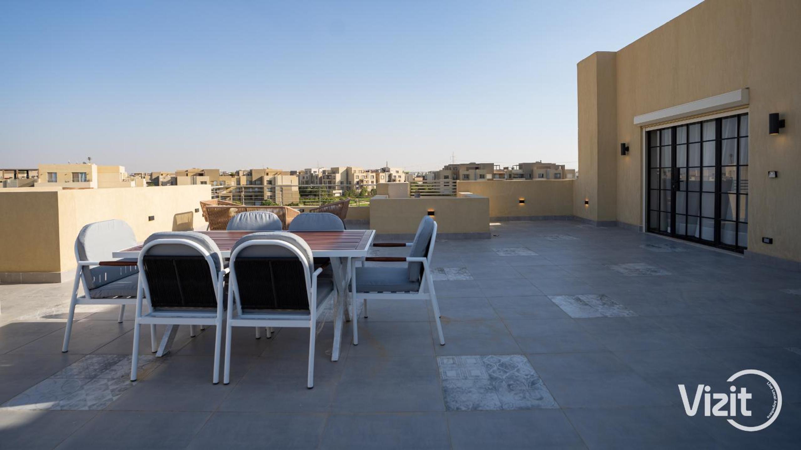 VIZIT Studio Near Arkan Plaza
