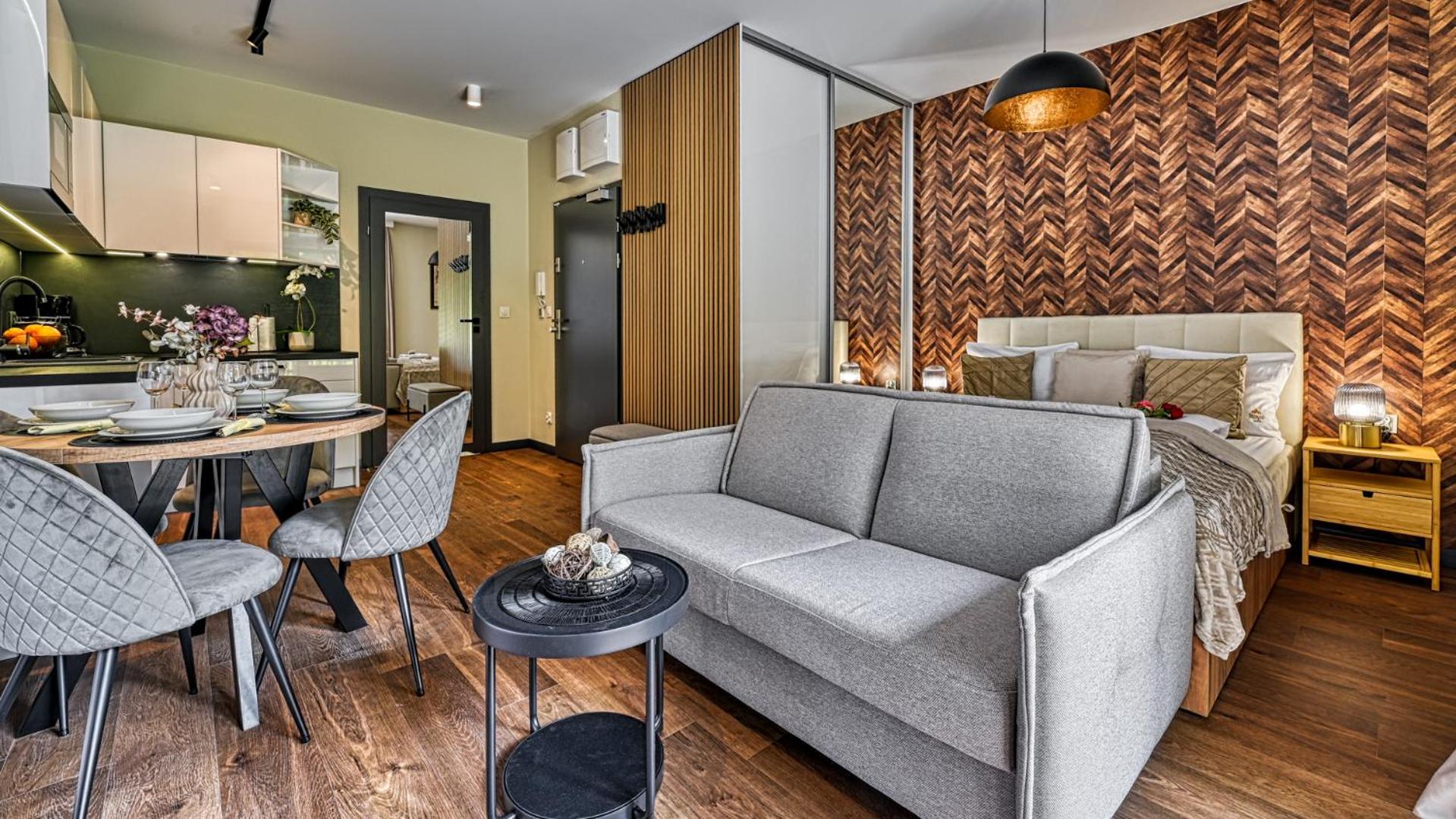 Apartament z prywatnym Jacuzzi Orlik VIP Residence - blisko wyciągu i Wang by Royal Aparts