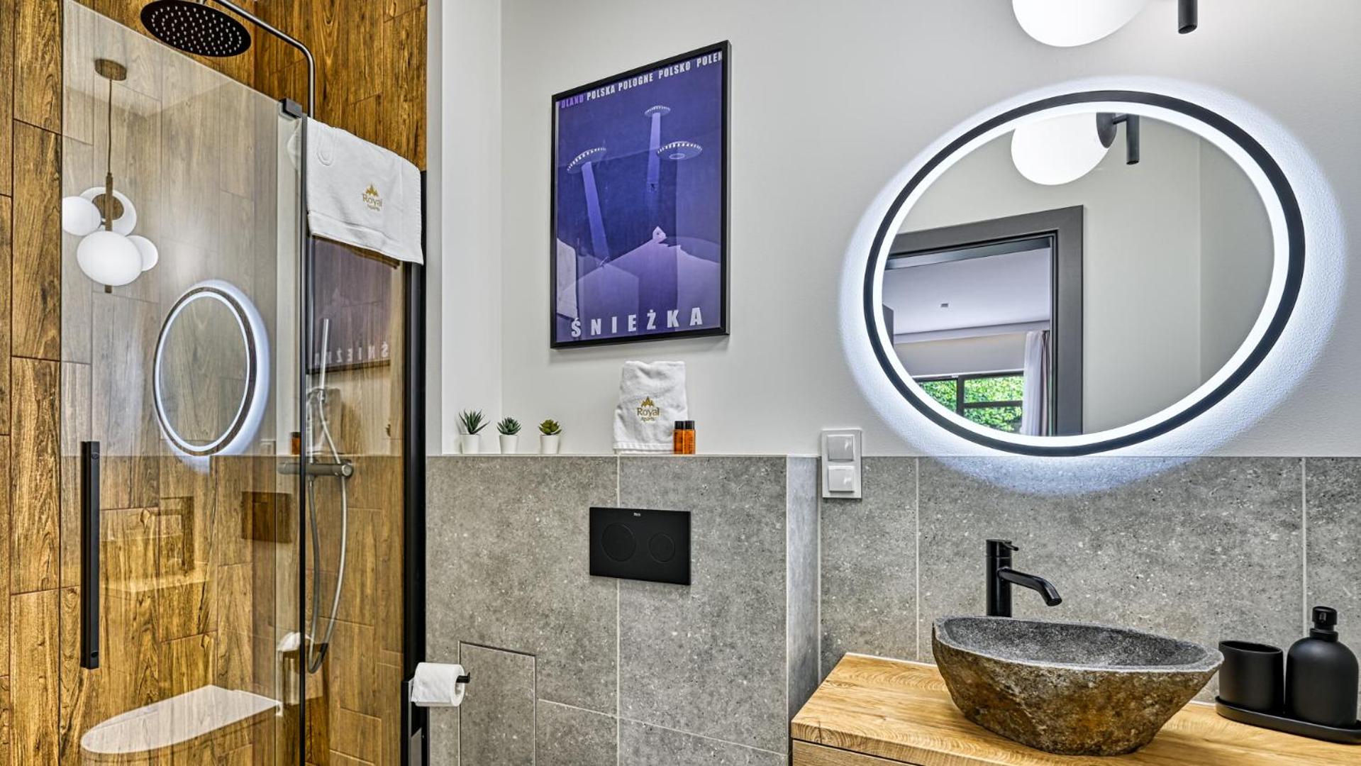 Apartament z prywatnym Jacuzzi Orlik VIP Residence - blisko wyciągu i Wang by Royal Aparts