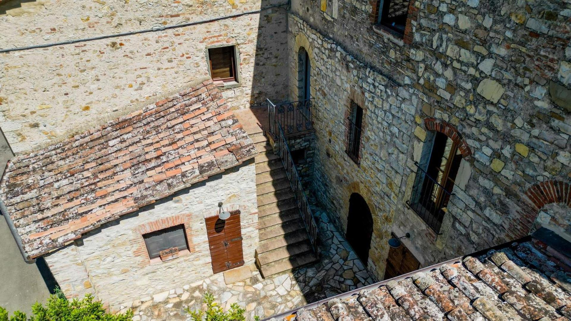 Casa di Amici at San Sano view 2