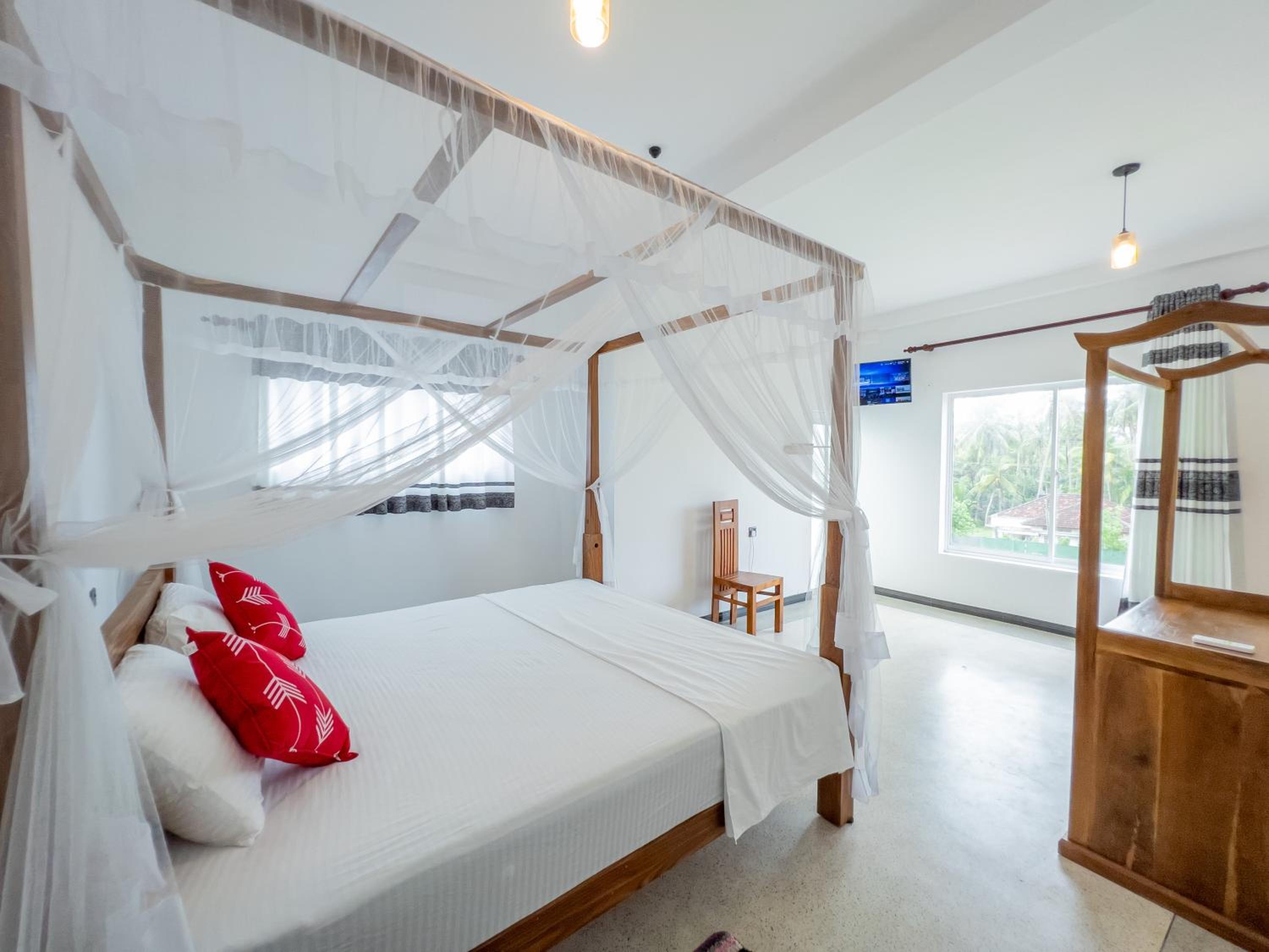 Eden Sea View