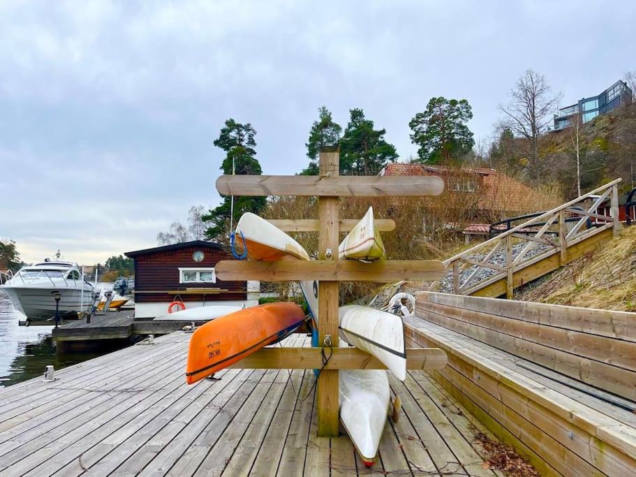 Exklusiv villa med sjöutsikt och egen brygga