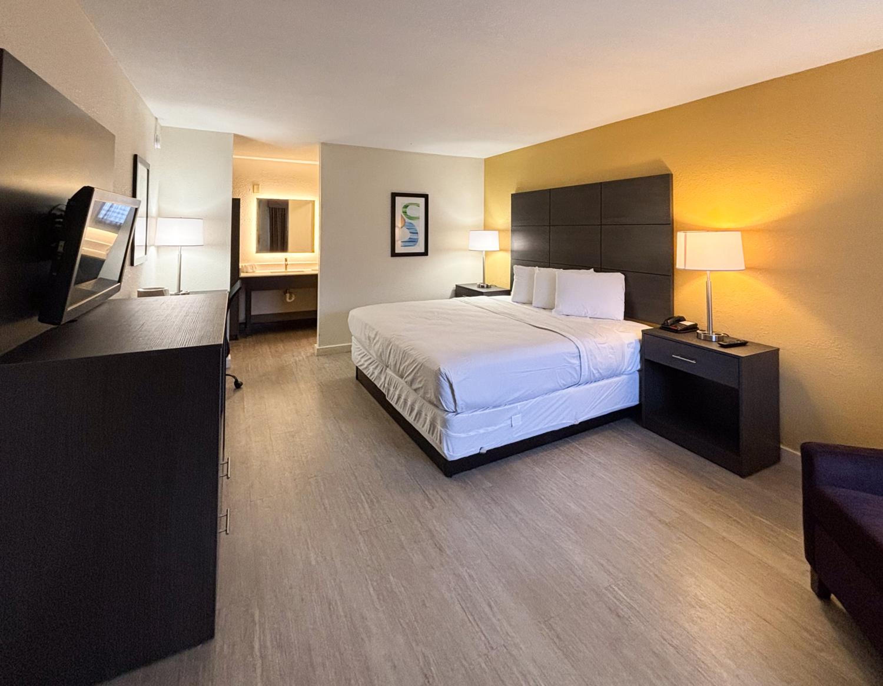 Motel 6 Charlotte, NC Northlake
