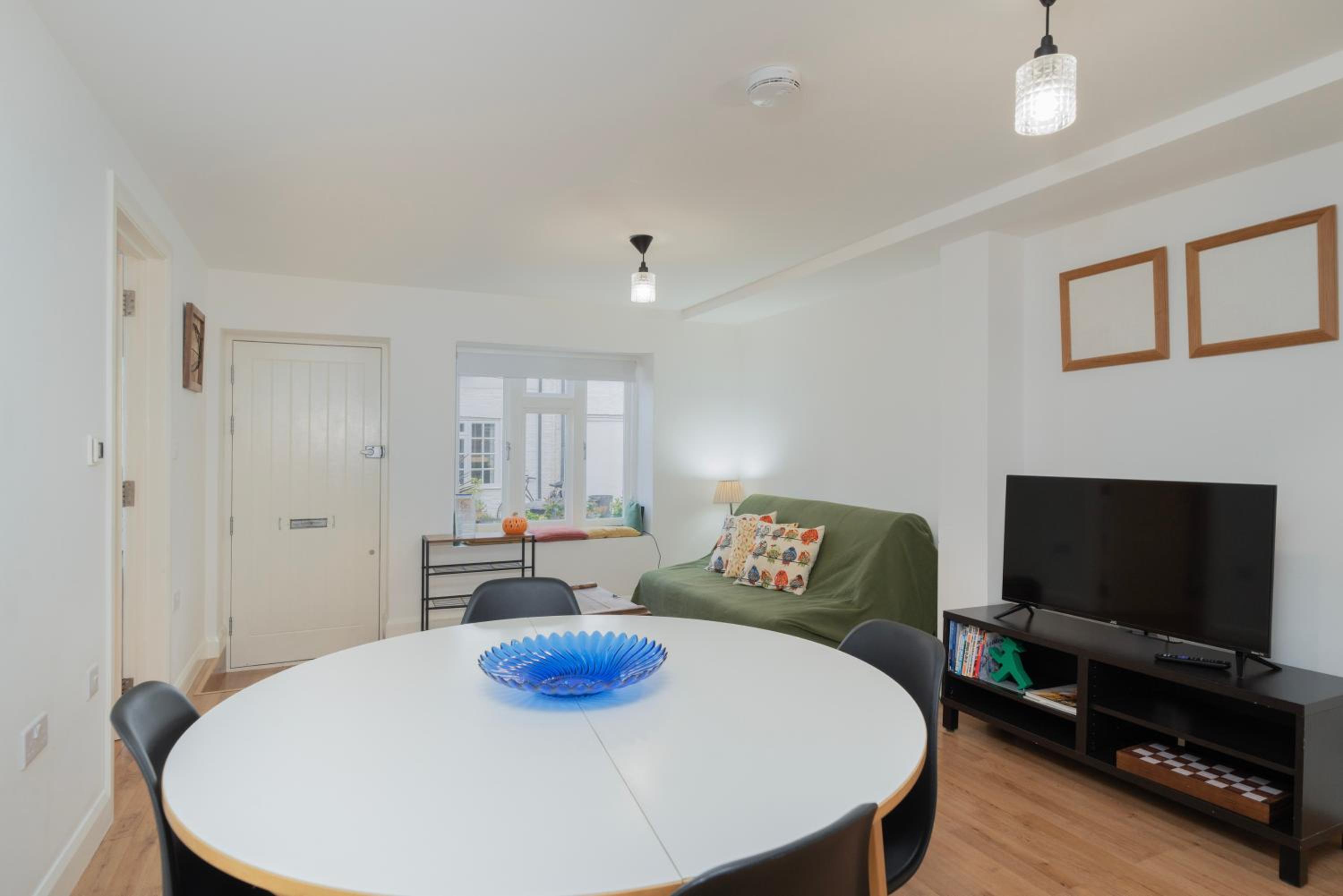 Modern one bedroom flat in Central London