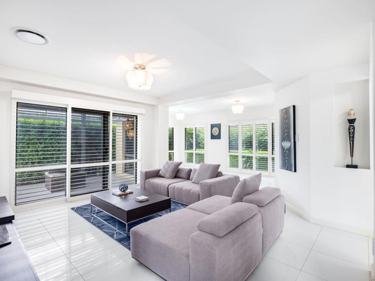 Spacious Comfy 5 Bedroom Home near Sunnybank