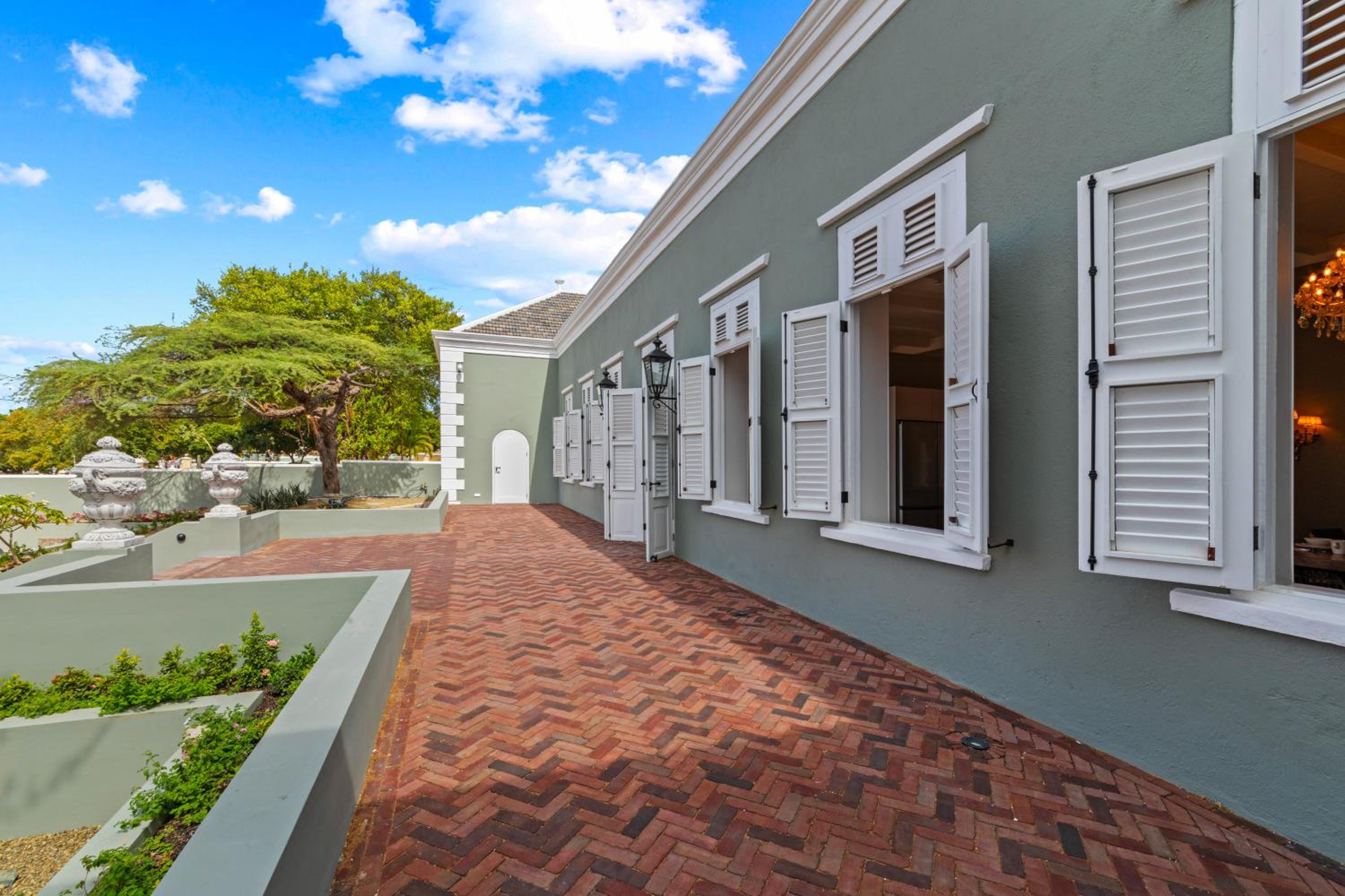 NEW! Landhuis Kranshi Willemstad