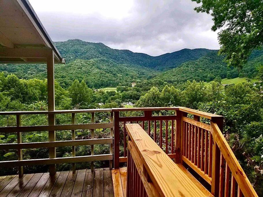 Amazing Mountain View Home! view 2