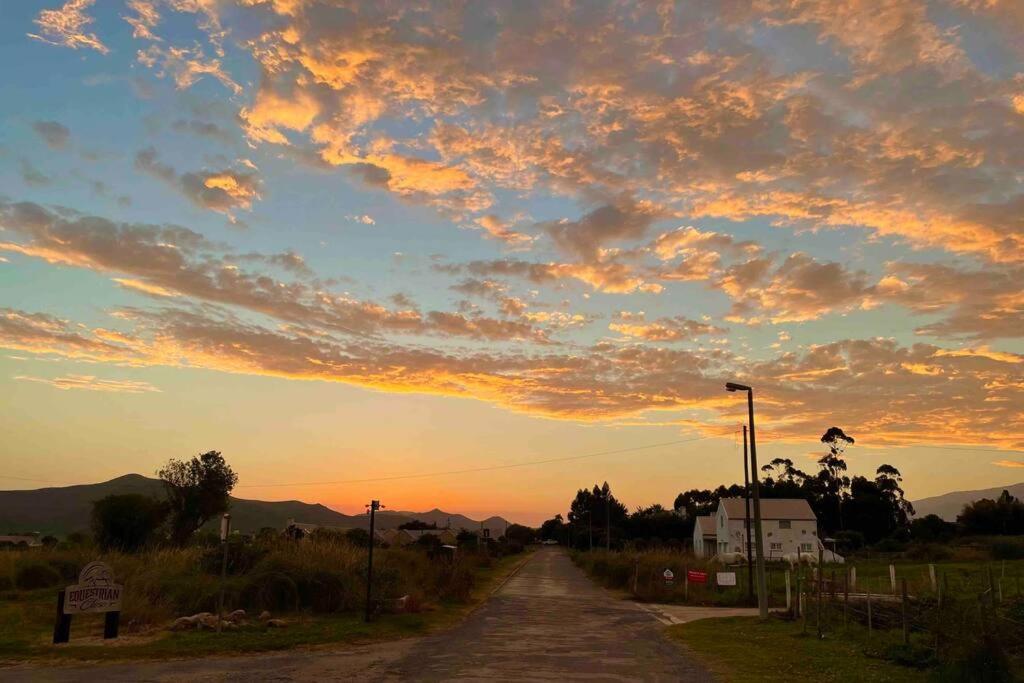 Mouse House Greyton - tiny home living view 4