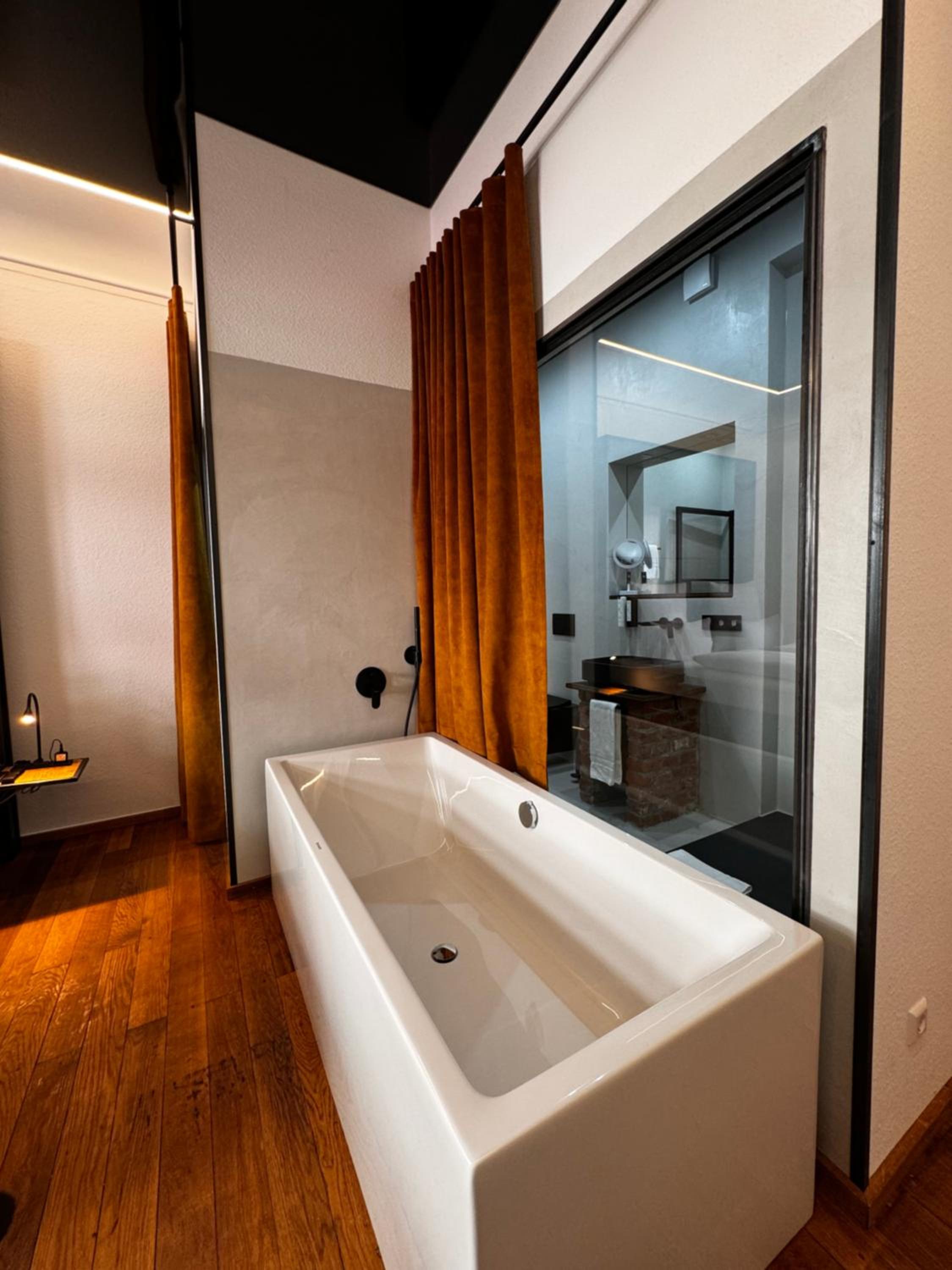 Historical Luxury Homes - Luxus Loft Wallstreet
