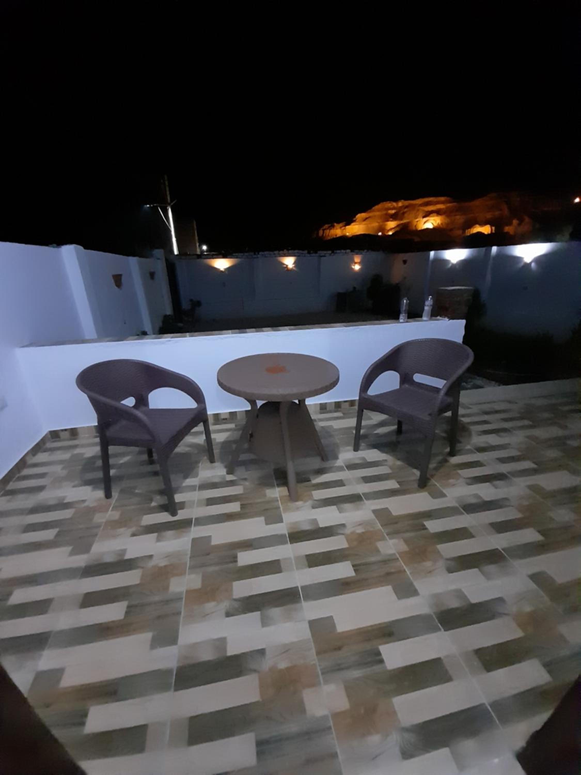 Amenirdis Villa