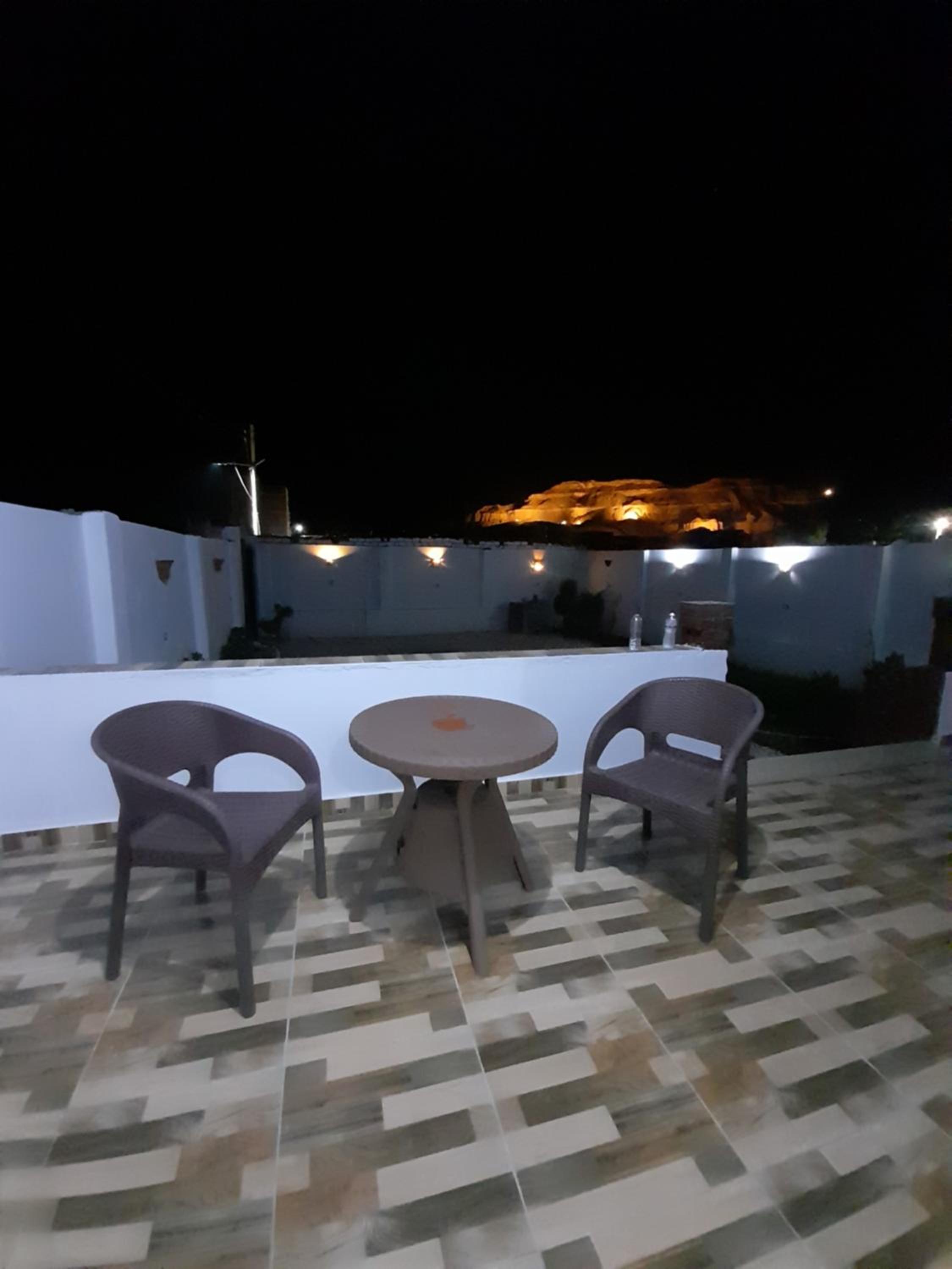 Amenirdis Villa