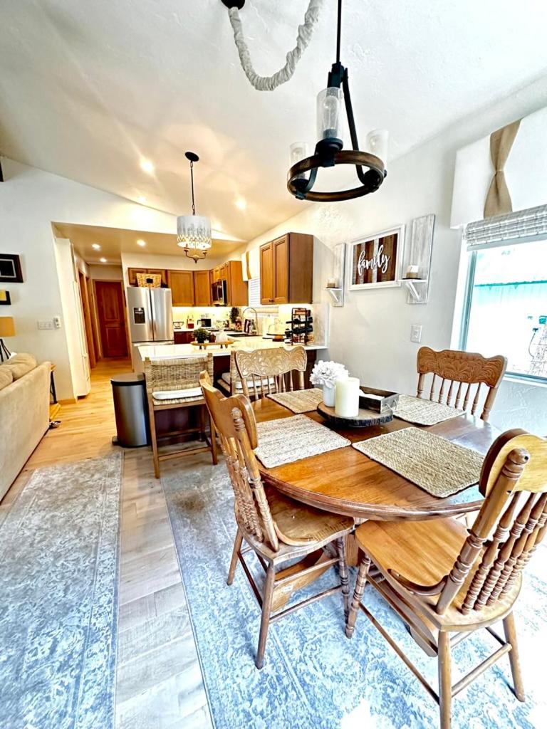 The Aspen House view 3