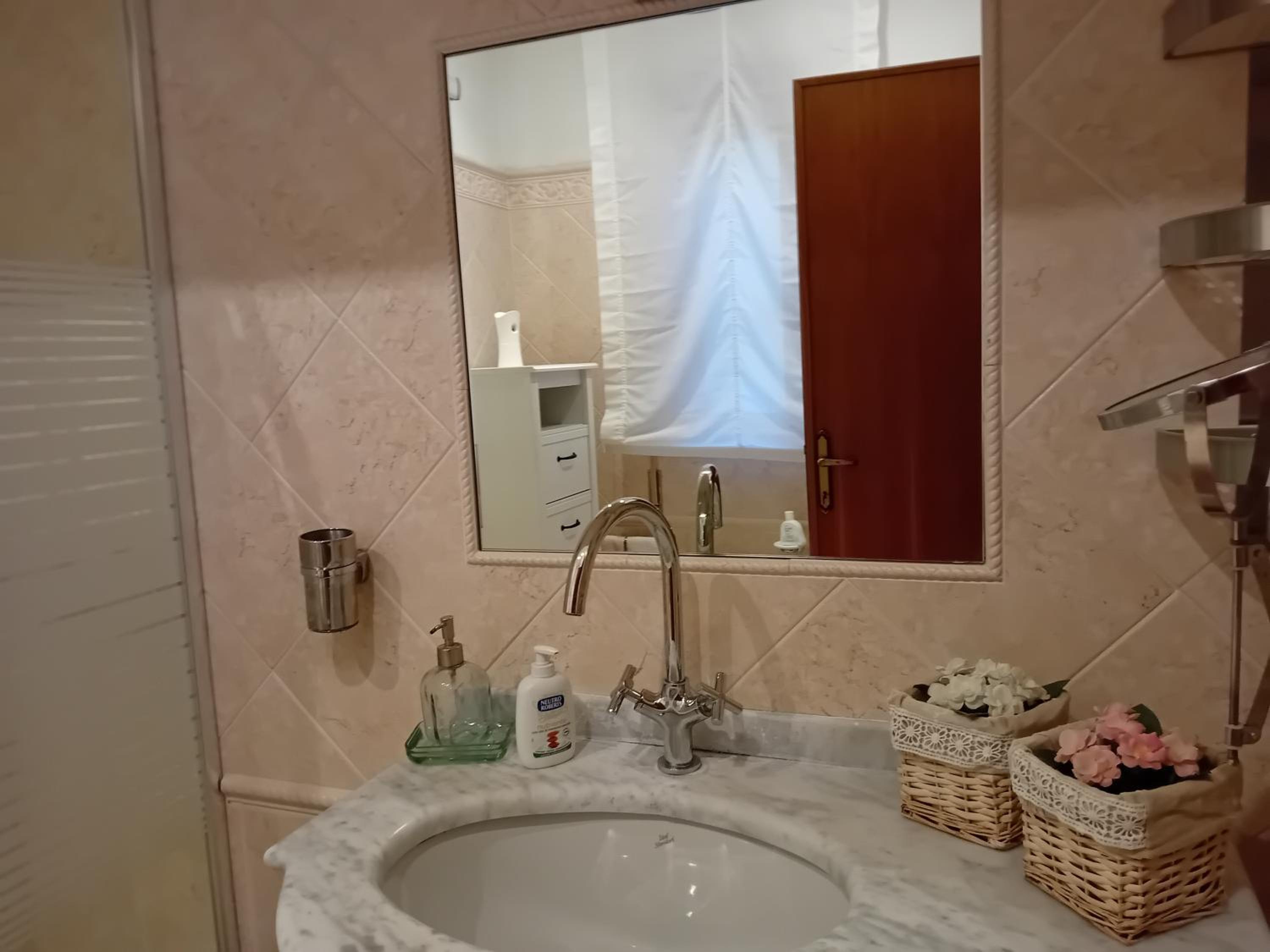 Casa Serena en Massarosa — bathroom