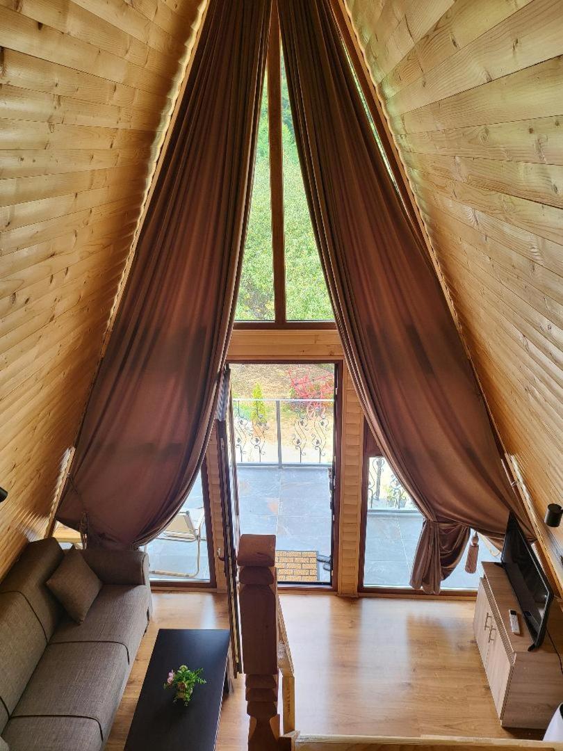 A-Frame Bella