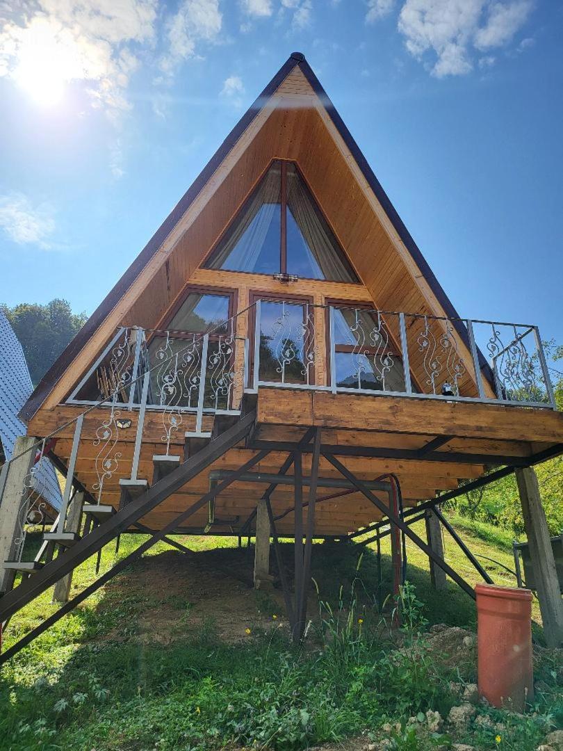 A-Frame Bella
