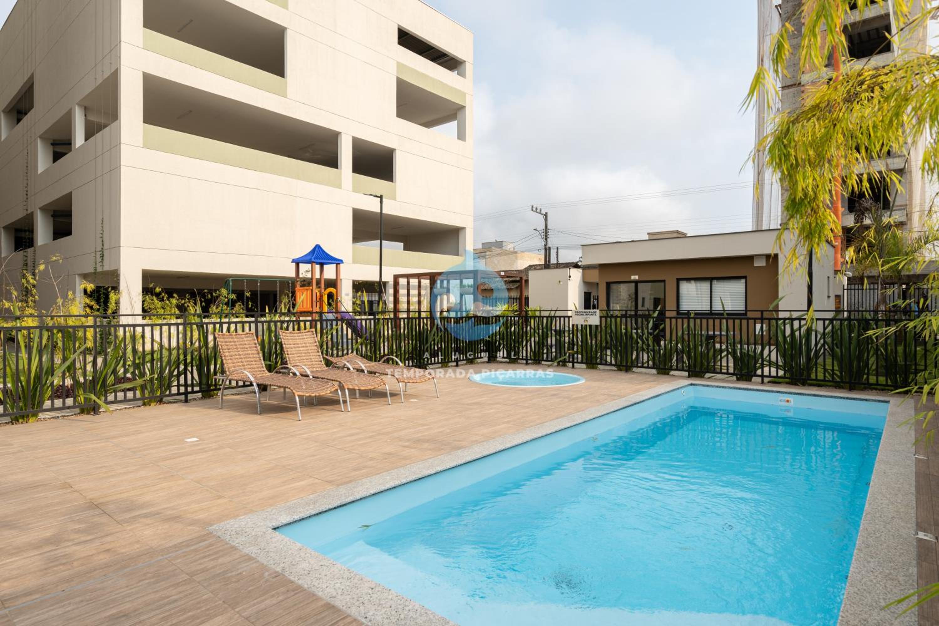 Aptos com 2 Quartos Piscina Churrasqueira Wi-Fi Ar Condicionado Vaga de Garagem a 500m Praia Ideal para Famílias ou Amigos Reserve Agora