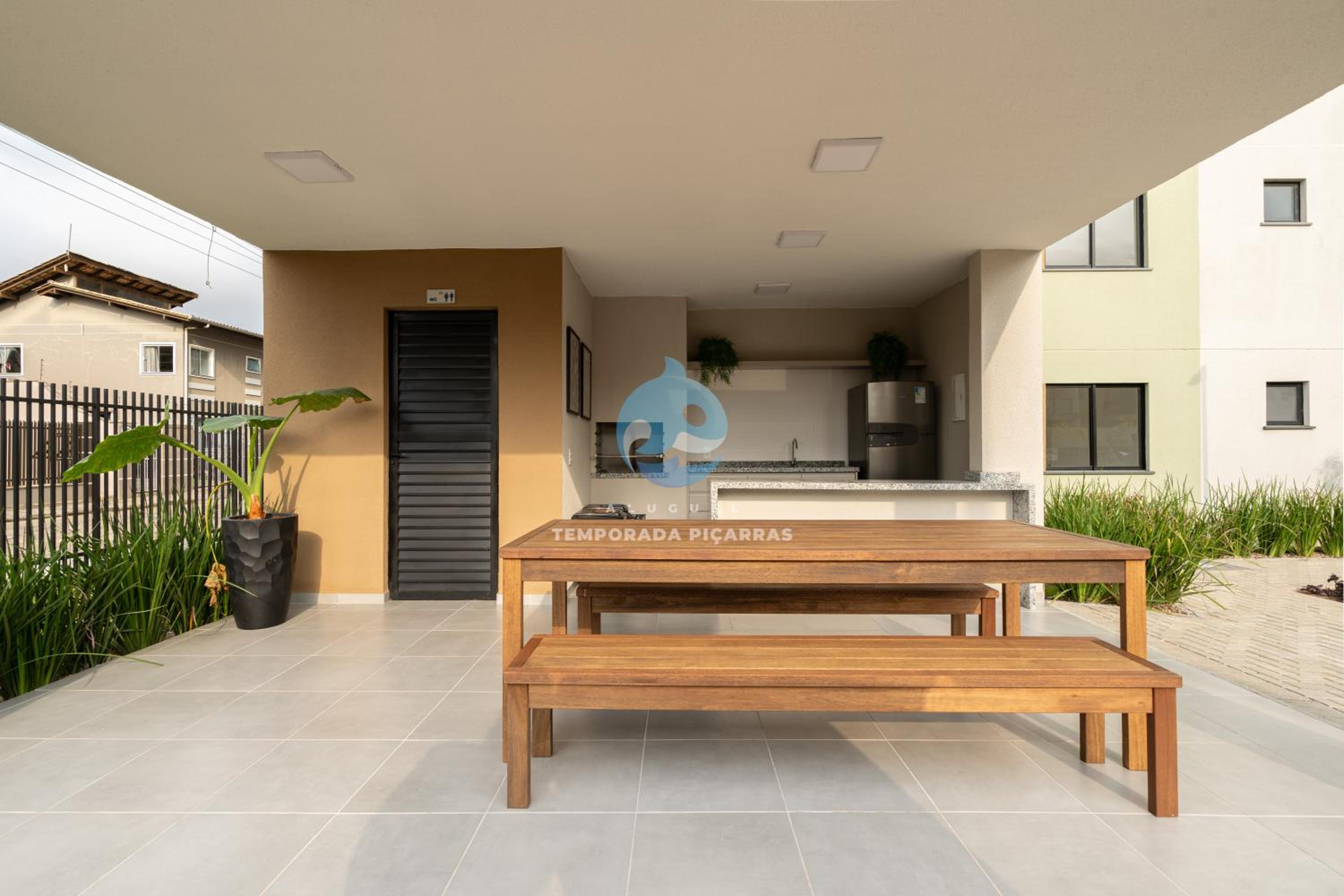 Aptos com 2 Quartos Piscina Churrasqueira Wi-Fi Ar Condicionado Vaga de Garagem a 500m Praia Ideal para Famílias ou Amigos Reserve Agora