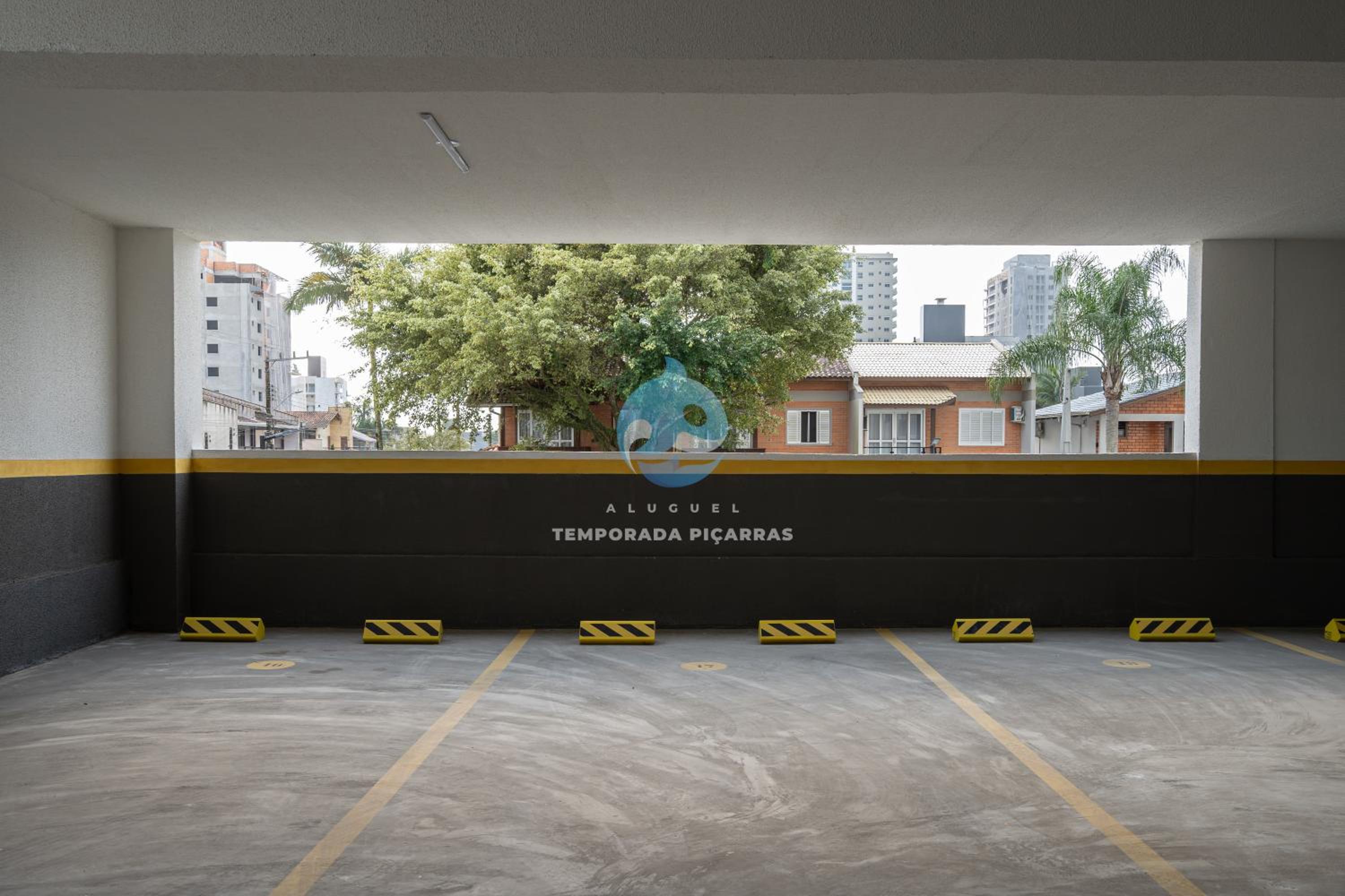 Aptos com 2 Quartos Piscina Churrasqueira Wi-Fi Ar Condicionado Vaga de Garagem a 500m Praia Ideal para Famílias ou Amigos Reserve Agora