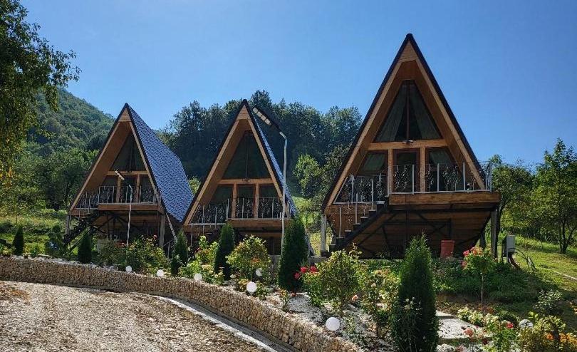 A-Frame Bella