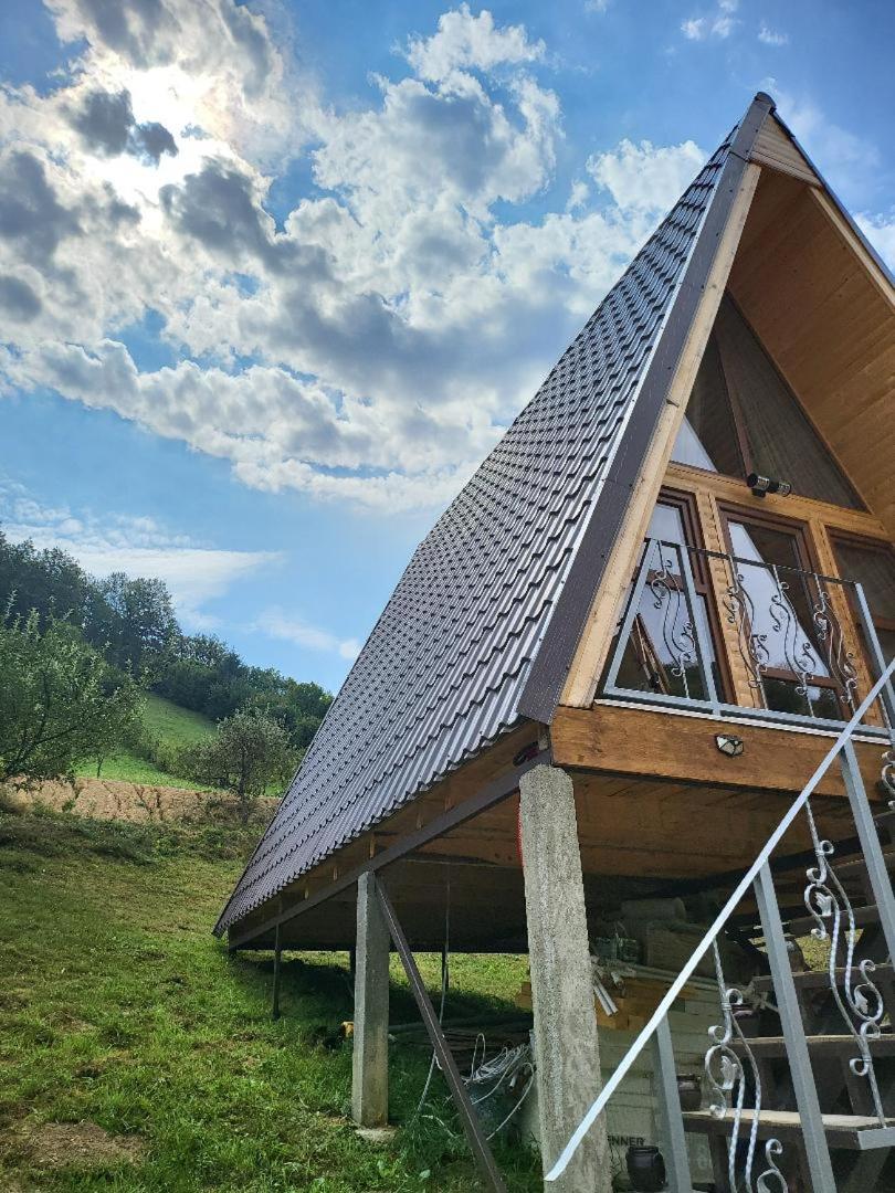 A-Frame Bella