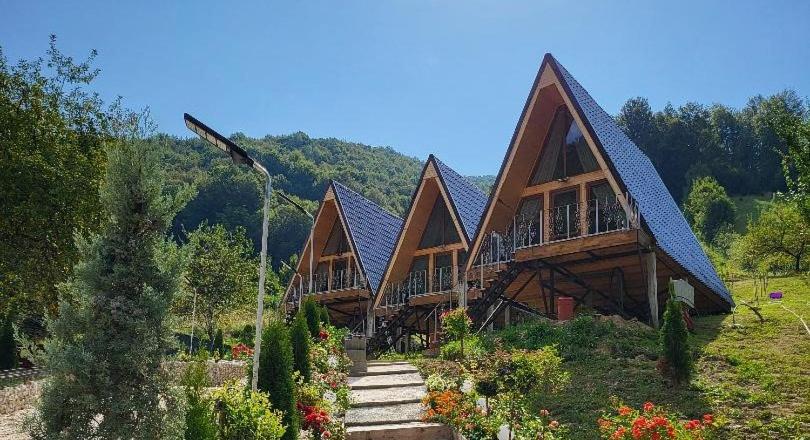 A-Frame Bella