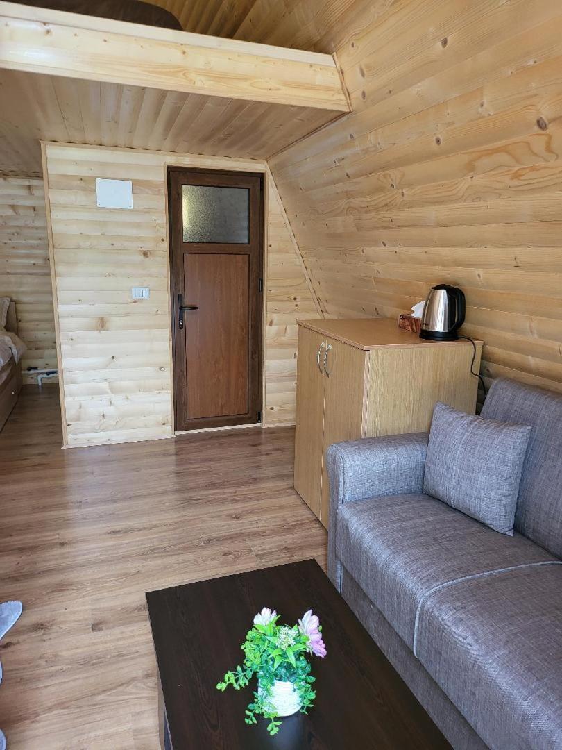 A-Frame Bella