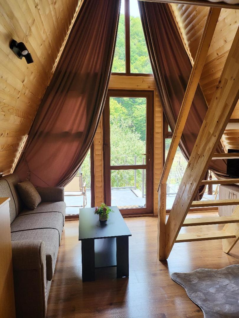 A-Frame Bella