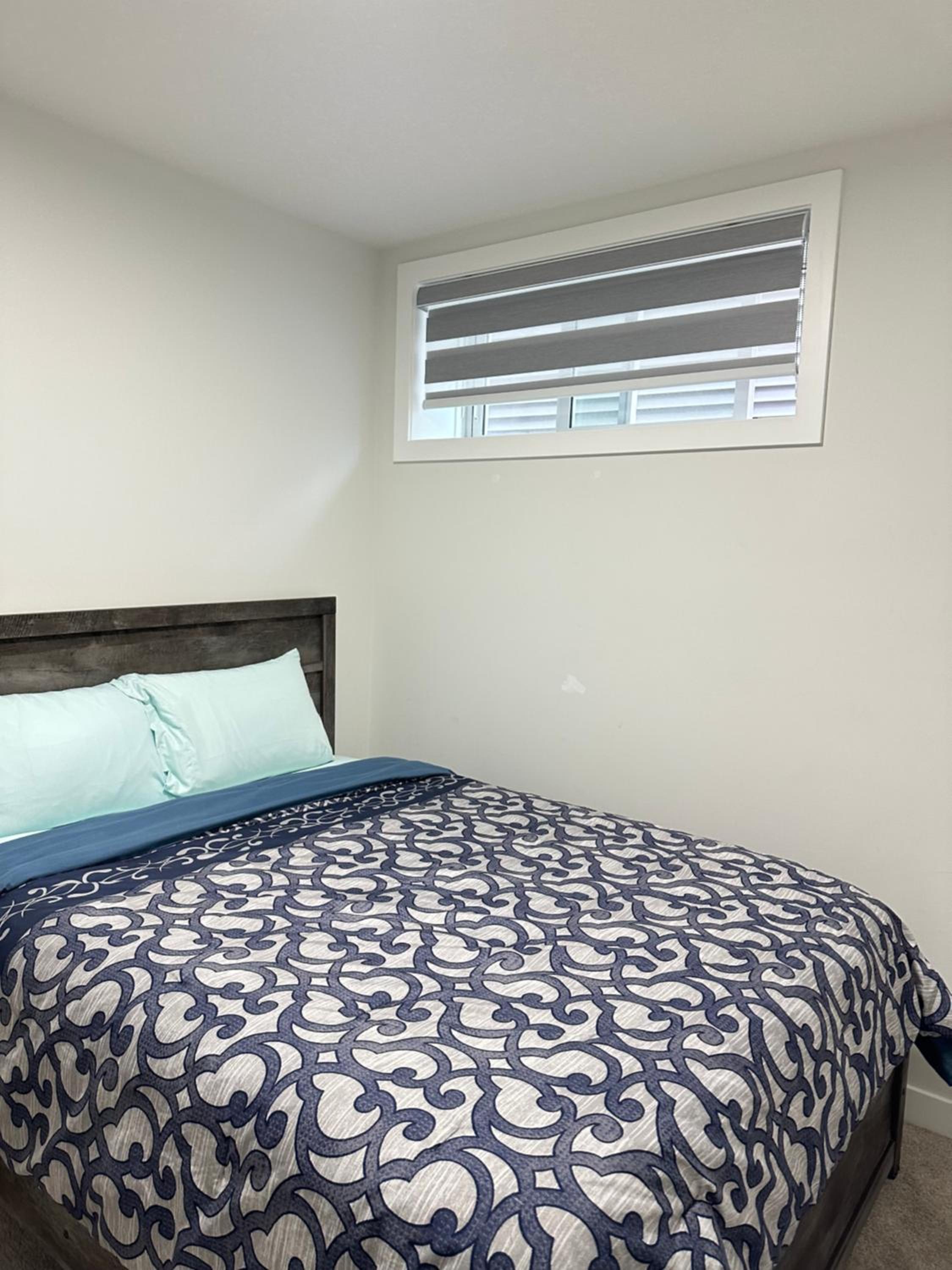 Cozy Apartment in South West Calgary