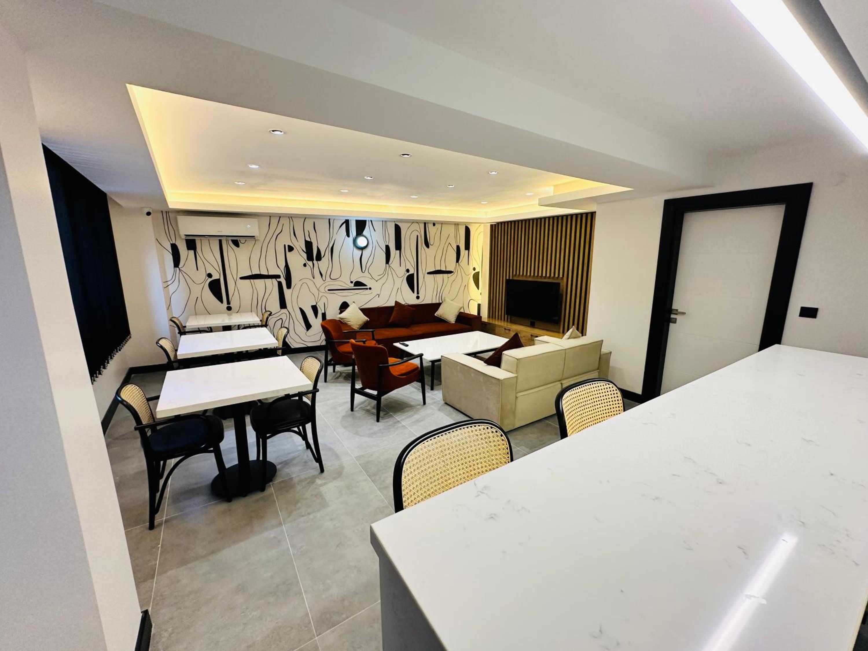 Rose Point Residence