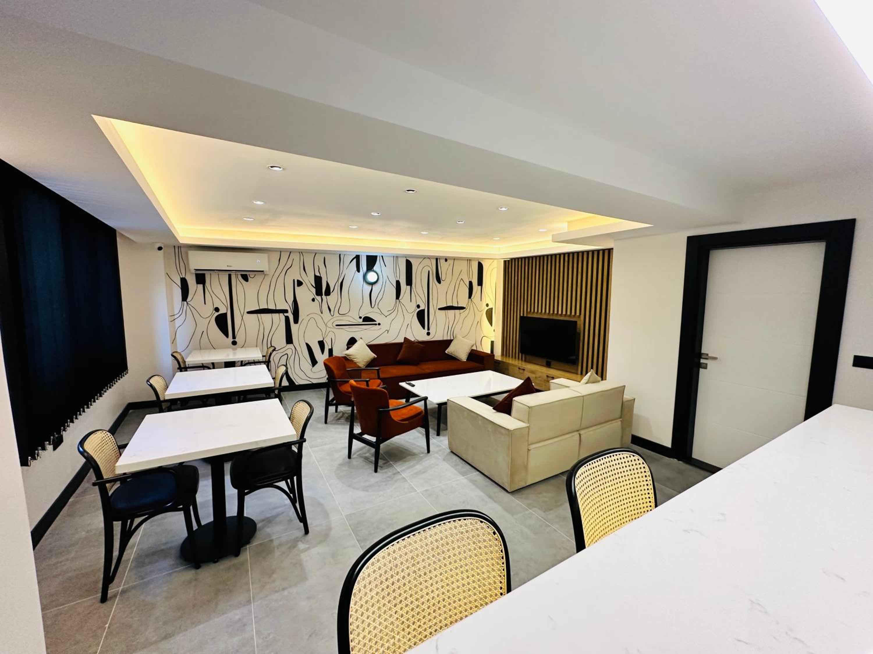 Rose Point Residence