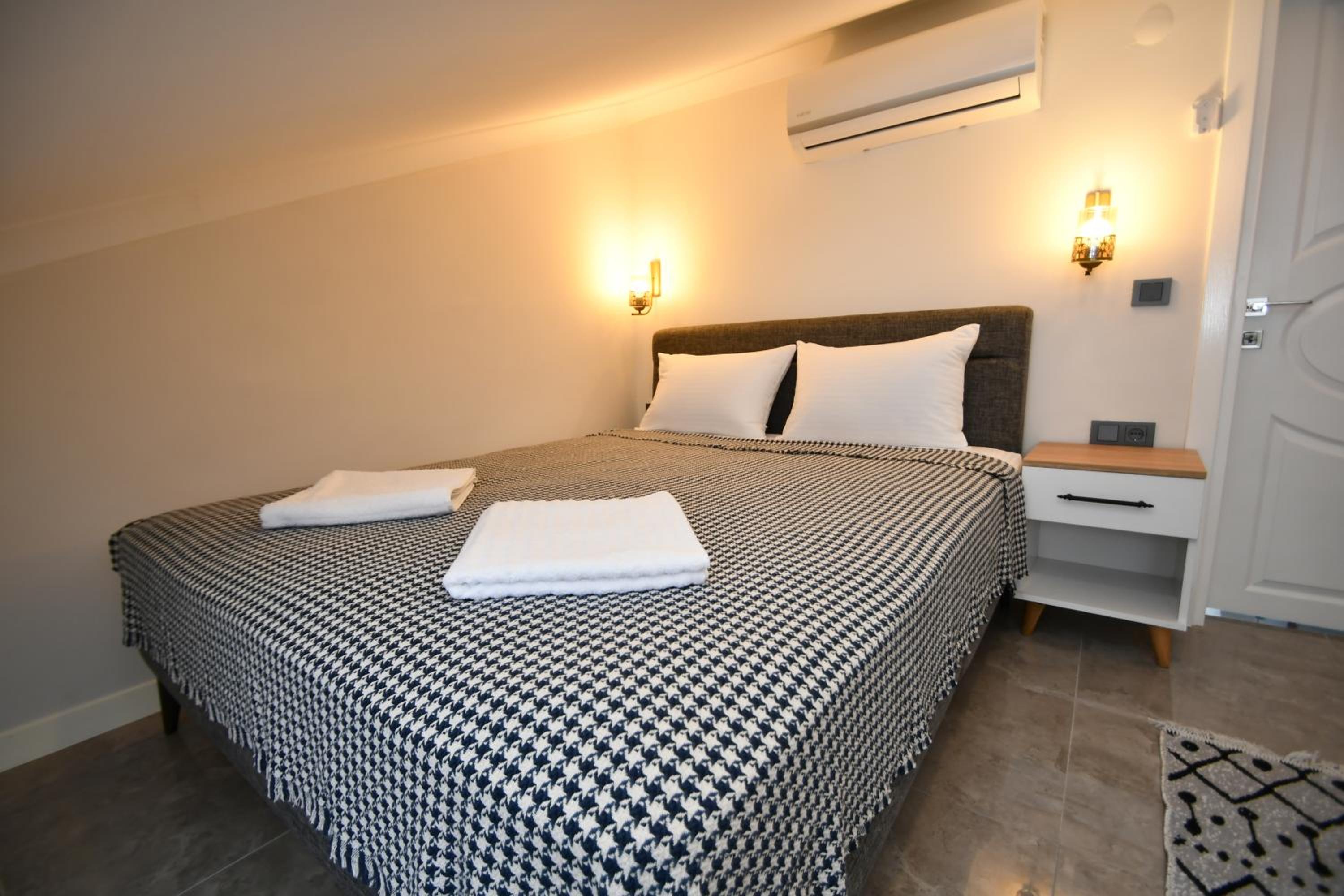 Duygu Apart etkileyici deniz manzaraları - Image 40