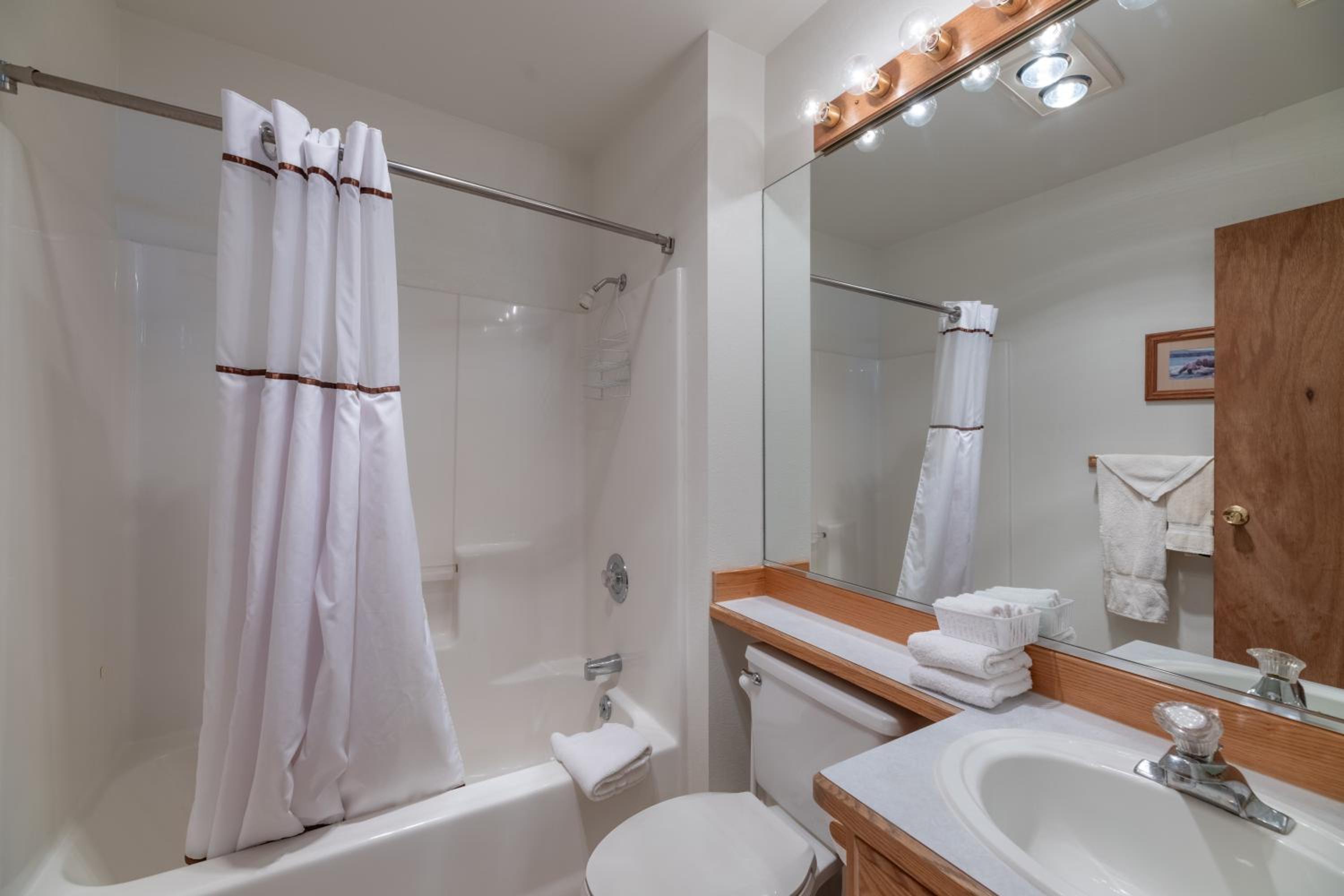 Pend Oreille Shores Resort - Property Image 55