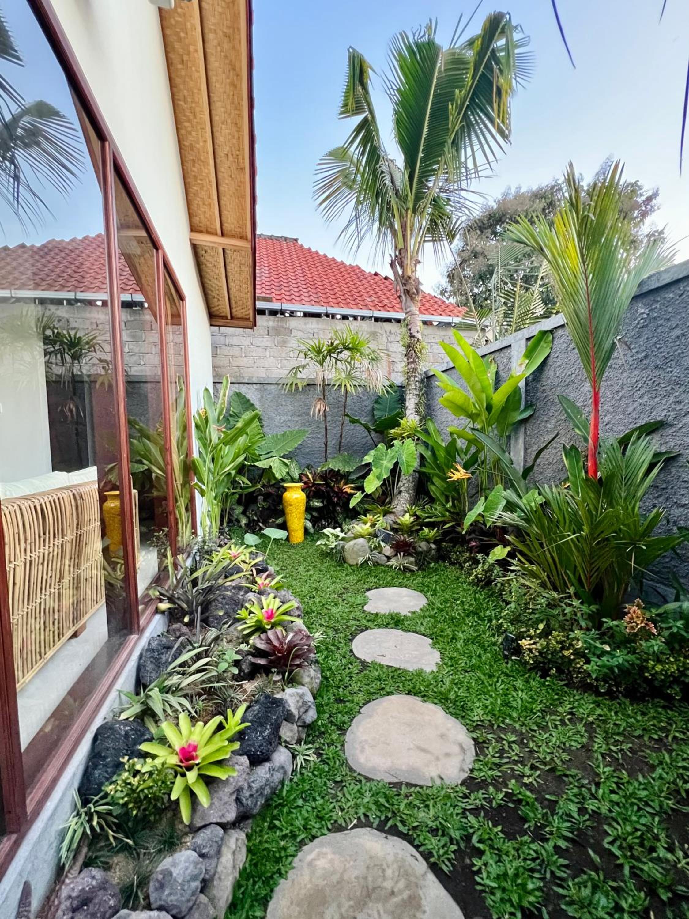 Photo 25