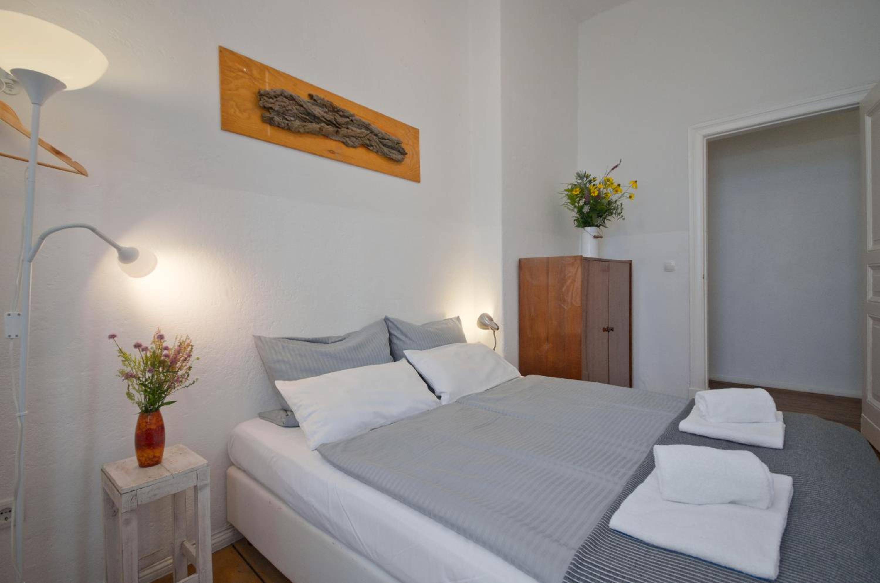 Courtyard Apartment (REBELI)