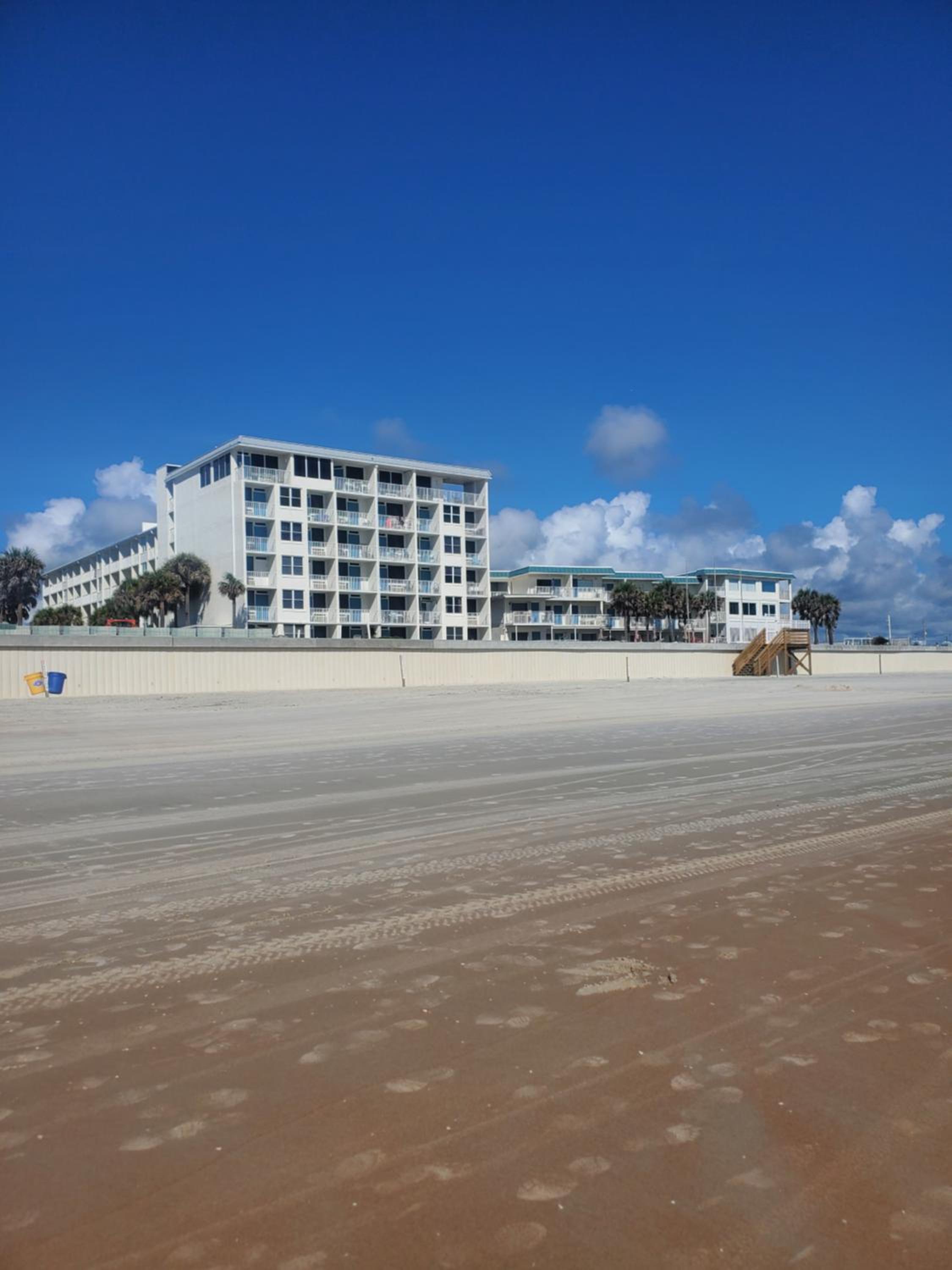 Beachside Bliss Ocean-View Condo with Pool and Private Beach Access Perfect for Families and Couples view 2